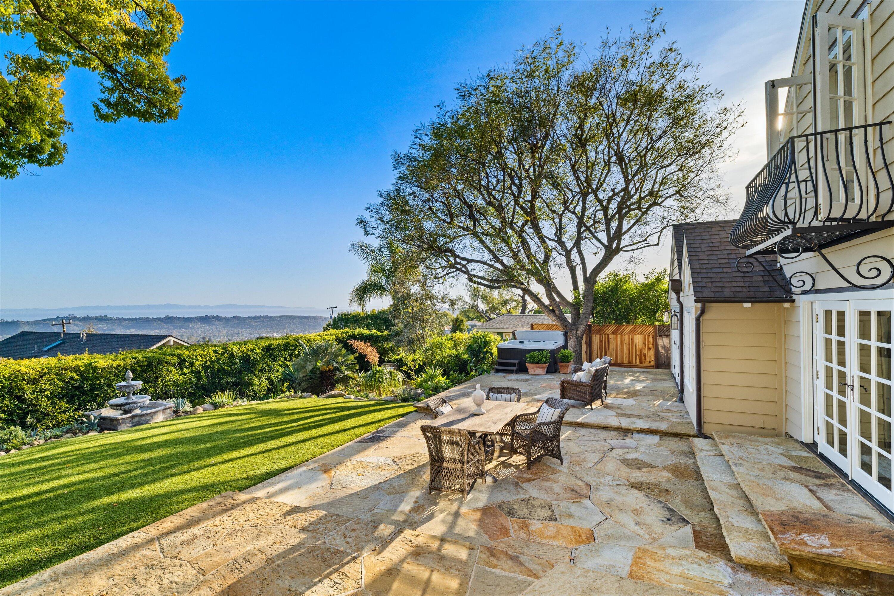 Santa Barbara, California 93105, United States, 3 Bedrooms Bedrooms, ,3 BathroomsBathrooms,Residential,Active,96228