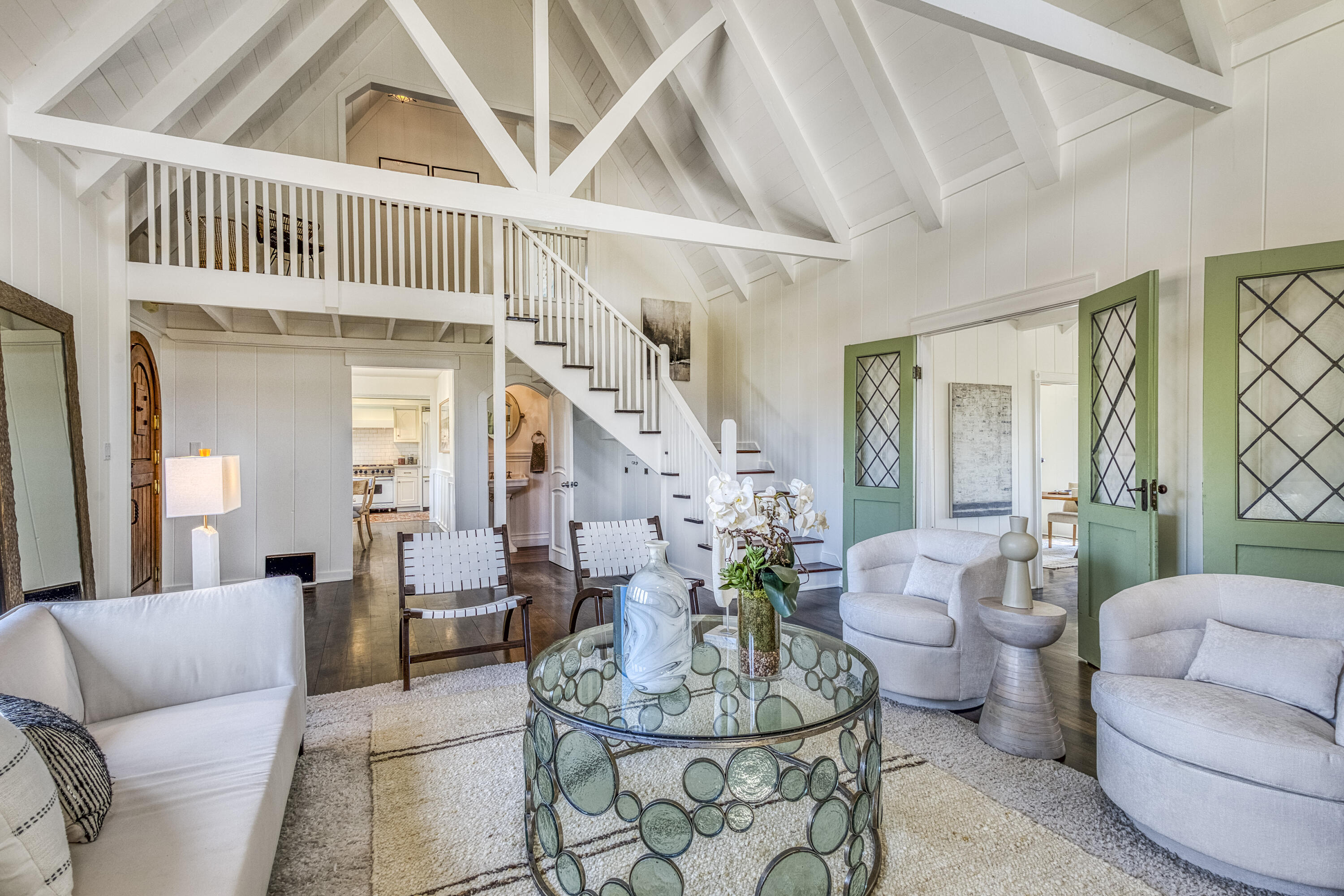 Santa Barbara, California 93105, United States, 3 Bedrooms Bedrooms, ,3 BathroomsBathrooms,Residential,Active,96228