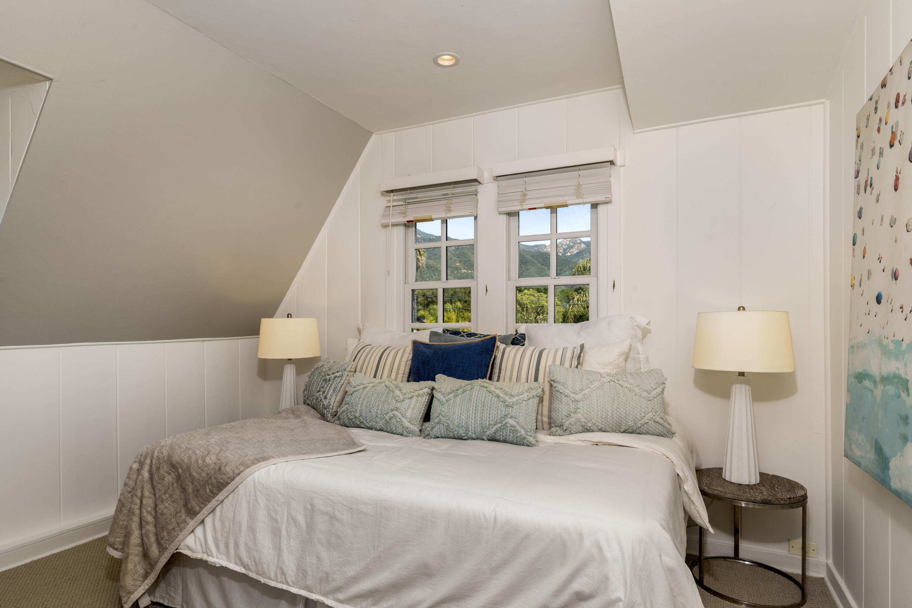 Santa Barbara, California 93105, United States, 3 Bedrooms Bedrooms, ,3 BathroomsBathrooms,Residential,Active,96228