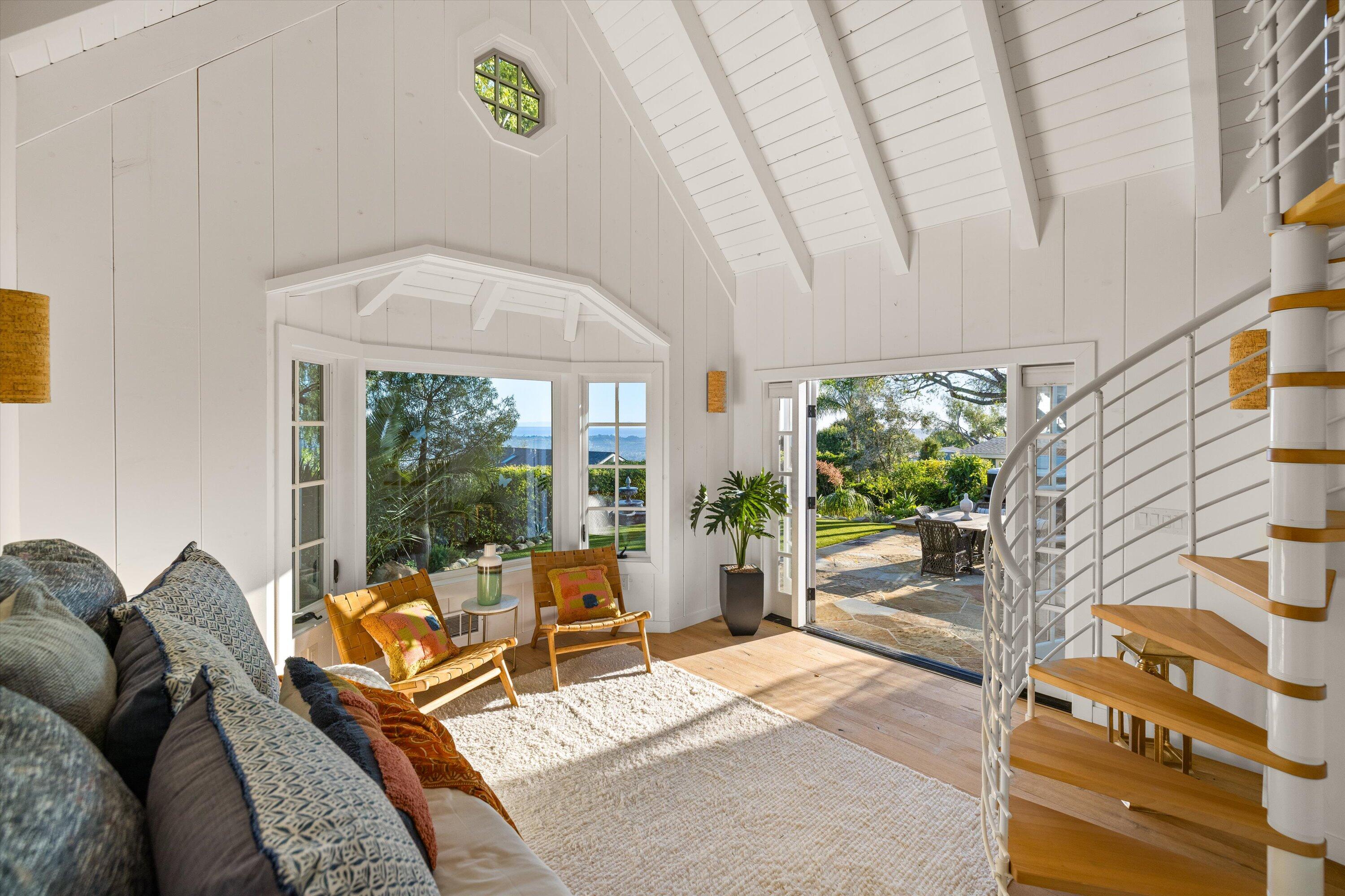 Santa Barbara, California 93105, United States, 3 Bedrooms Bedrooms, ,3 BathroomsBathrooms,Residential,Active,96228