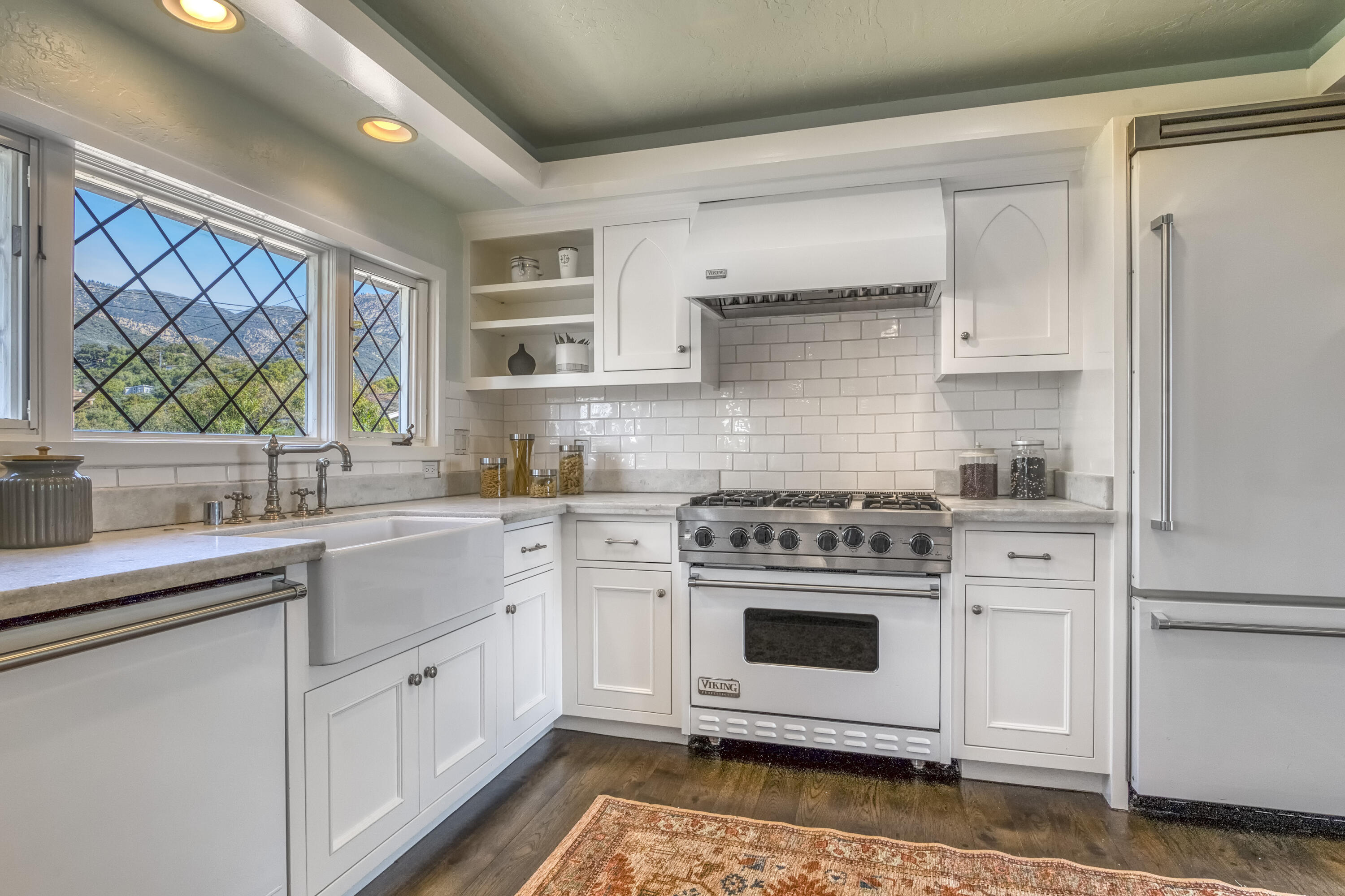 Santa Barbara, California 93105, United States, 3 Bedrooms Bedrooms, ,3 BathroomsBathrooms,Residential,Active,96228