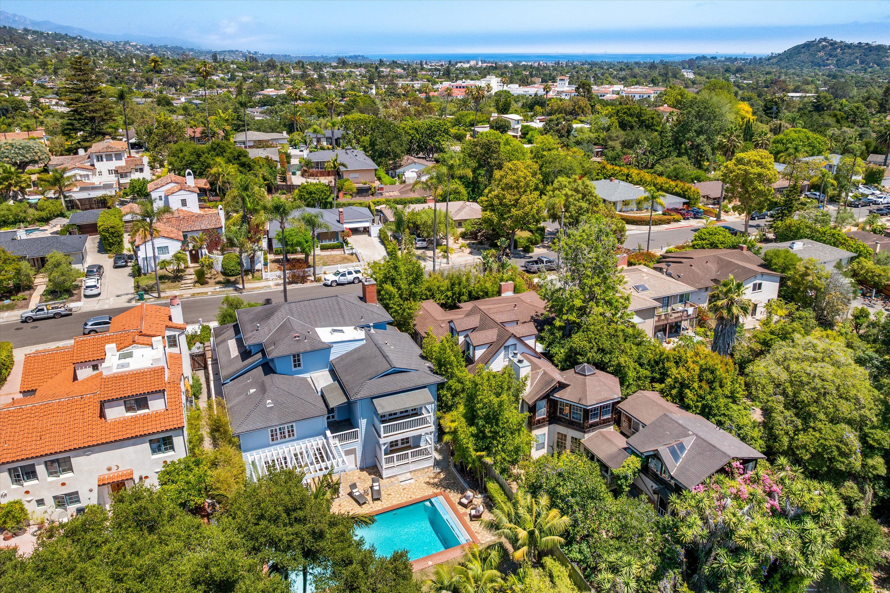 Santa Barbara, California 93105, United States, 5 Bedrooms Bedrooms, ,7 BathroomsBathrooms,Residential,Active,172899