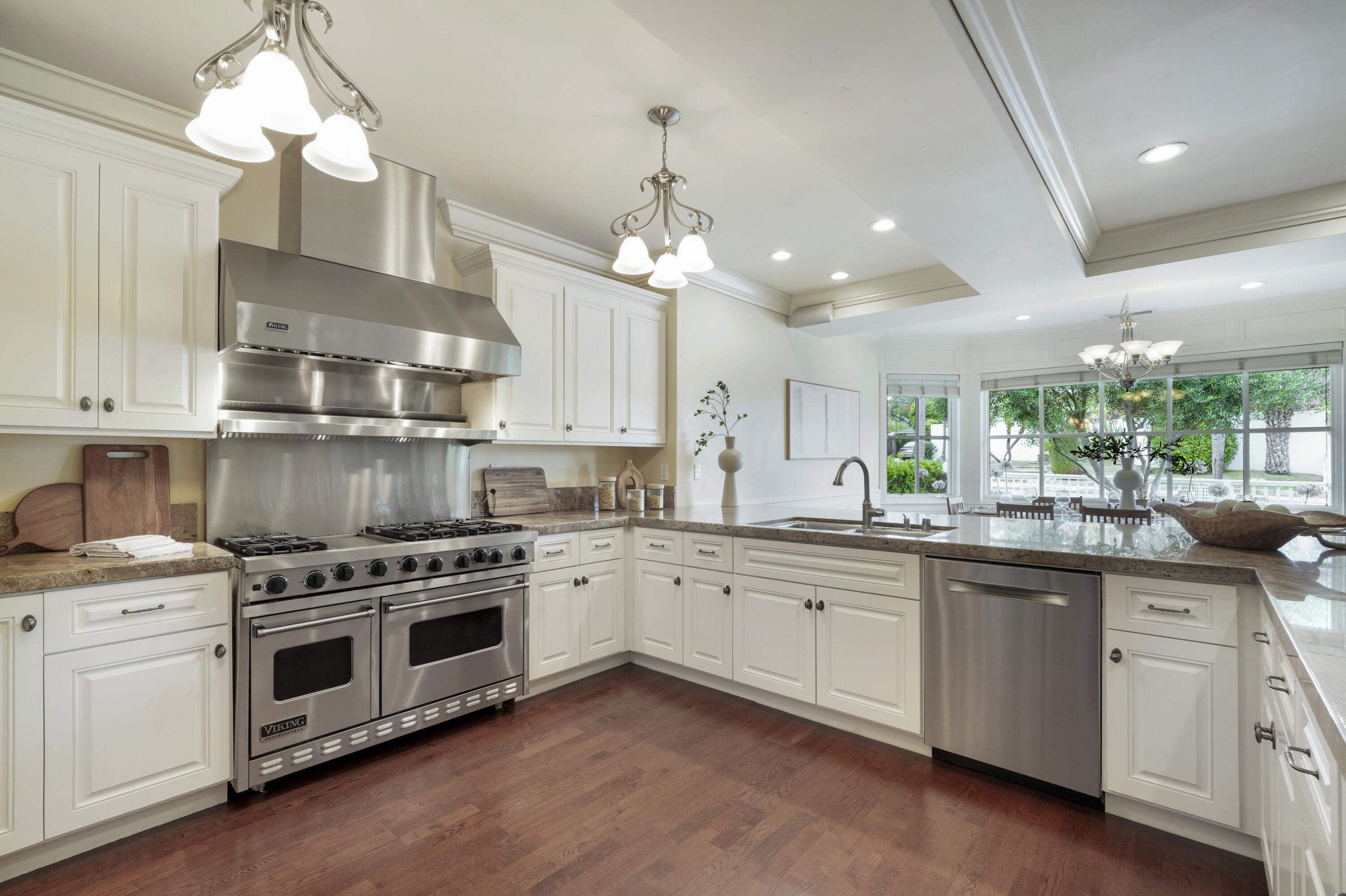 Santa Barbara, California 93105, United States, 5 Bedrooms Bedrooms, ,7 BathroomsBathrooms,Residential,Active,172899