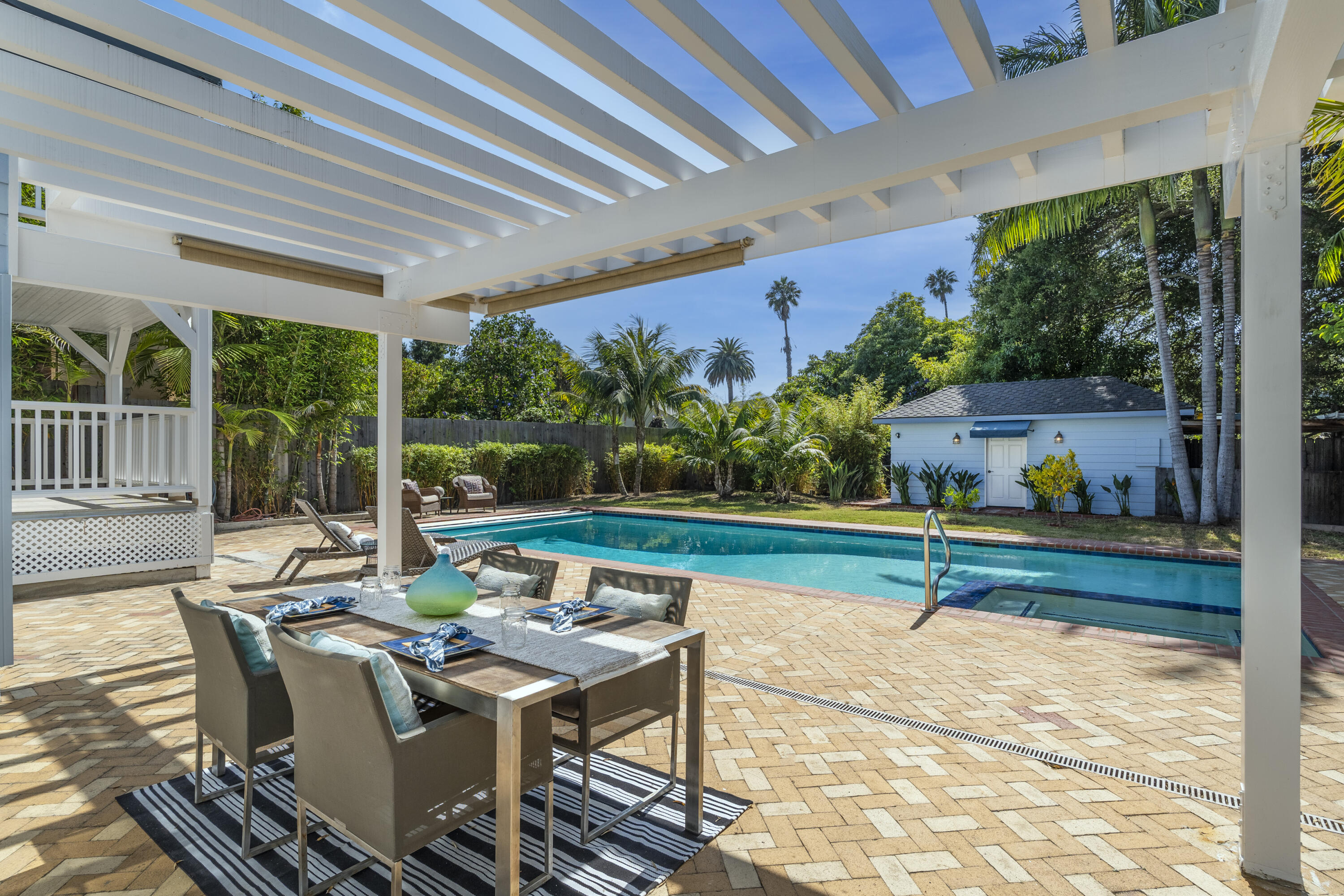 Santa Barbara, California 93105, United States, 5 Bedrooms Bedrooms, ,7 BathroomsBathrooms,Residential,Active,172899