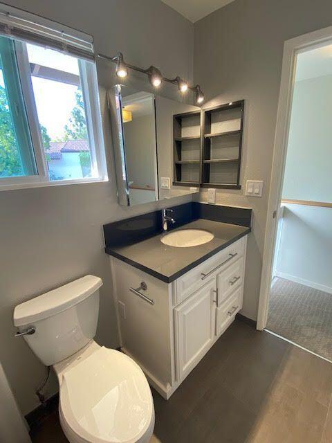 Santa Barbara, California 93109, United States, 2 Bedrooms Bedrooms, ,1 BathroomBathrooms,Residential,Active,253646