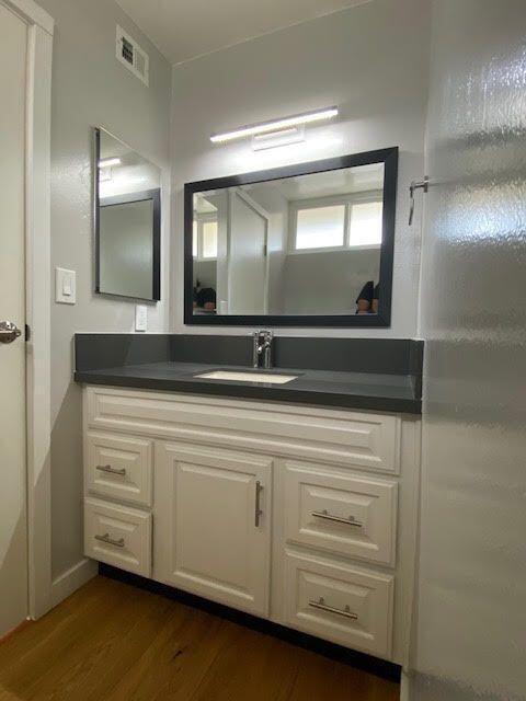 Santa Barbara, California 93109, United States, 2 Bedrooms Bedrooms, ,1 BathroomBathrooms,Residential,Active,253646