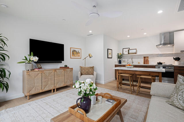 Santa Barbara, California 93105, United States, 1 Bedroom Bedrooms, ,1 BathroomBathrooms,Residential,Active,255137