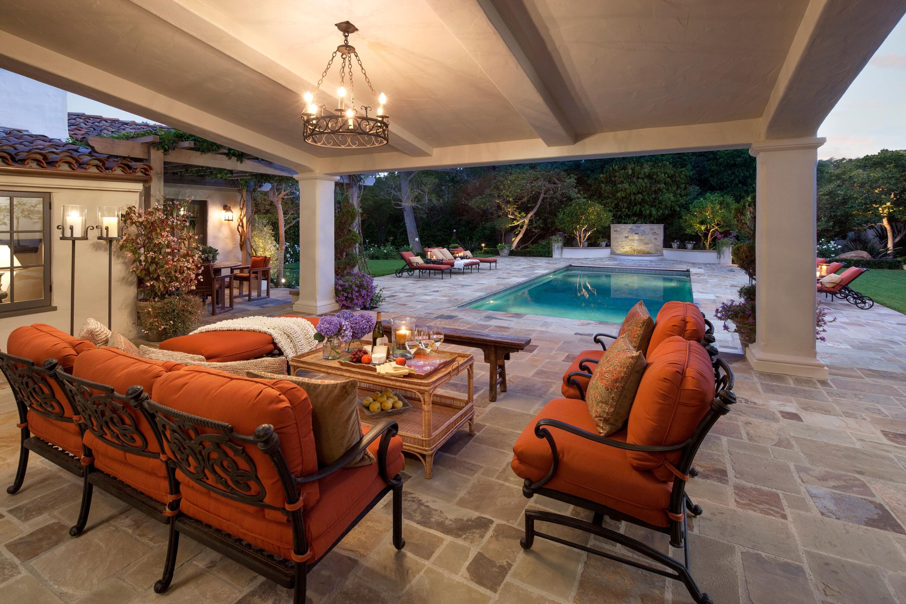 709 San Ysidro Lane