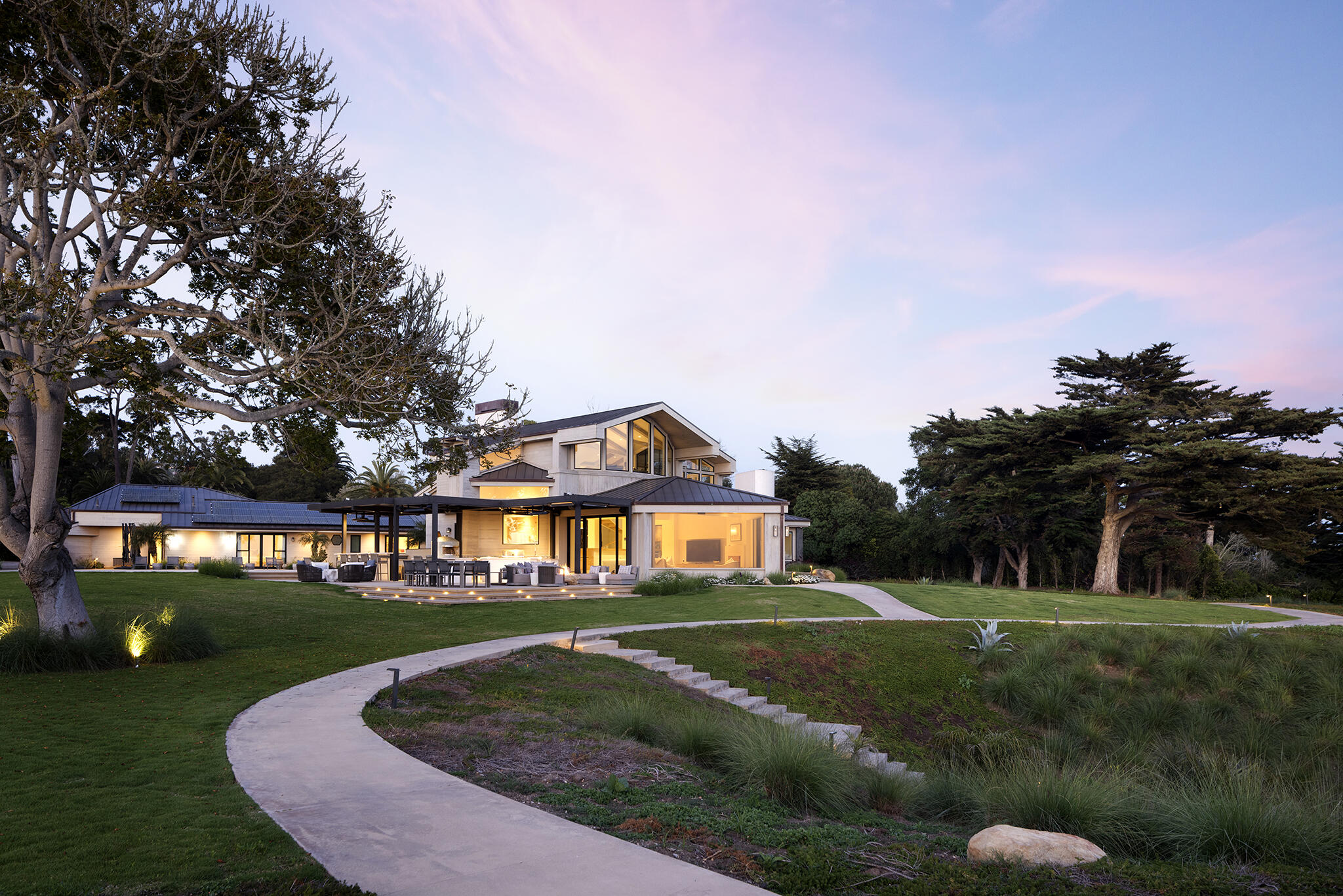 4145 Creciente Drive