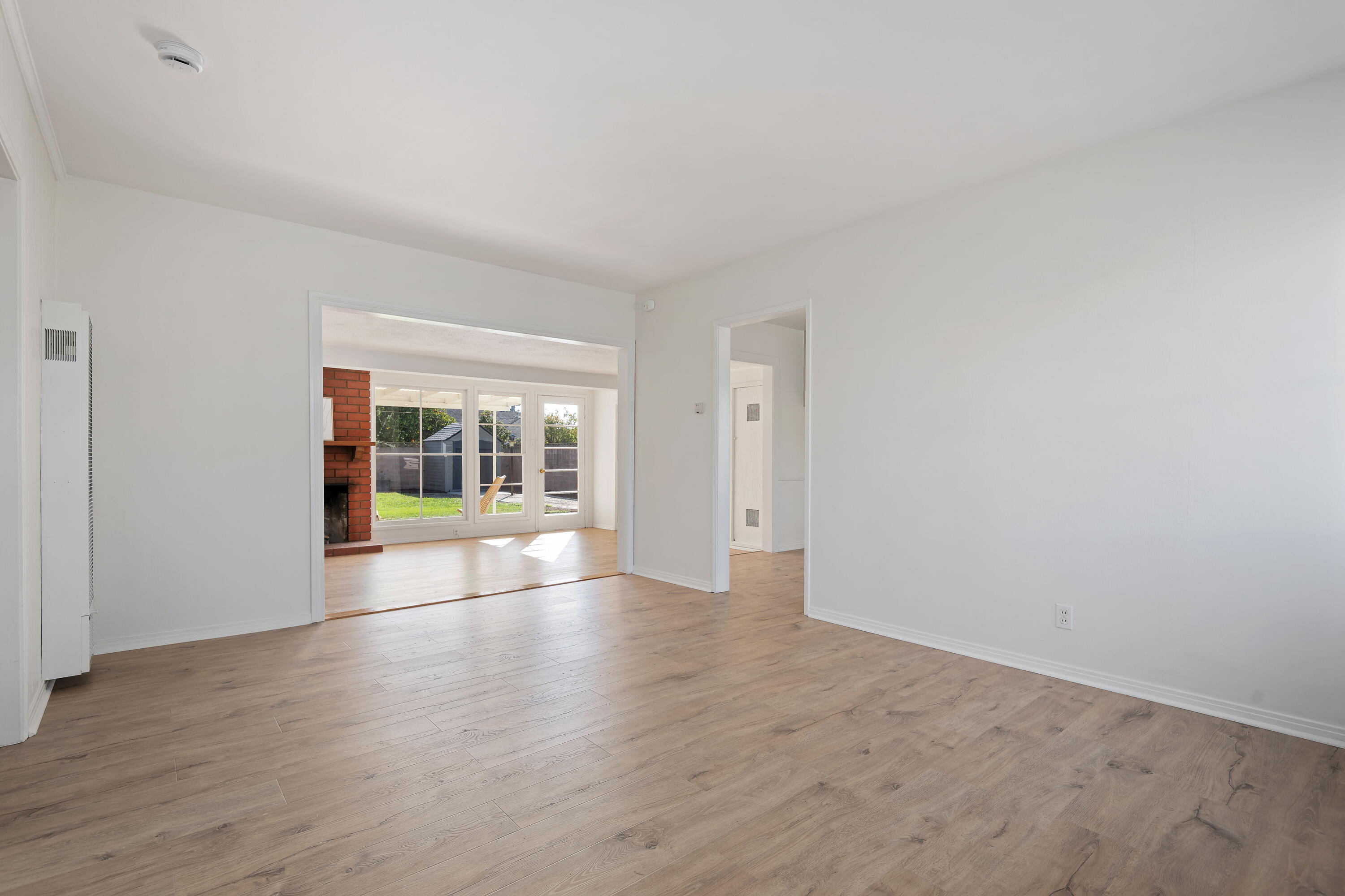 Ventura, California 93003, United States, 3 Bedrooms Bedrooms, ,2 BathroomsBathrooms,Residential,Active,238768