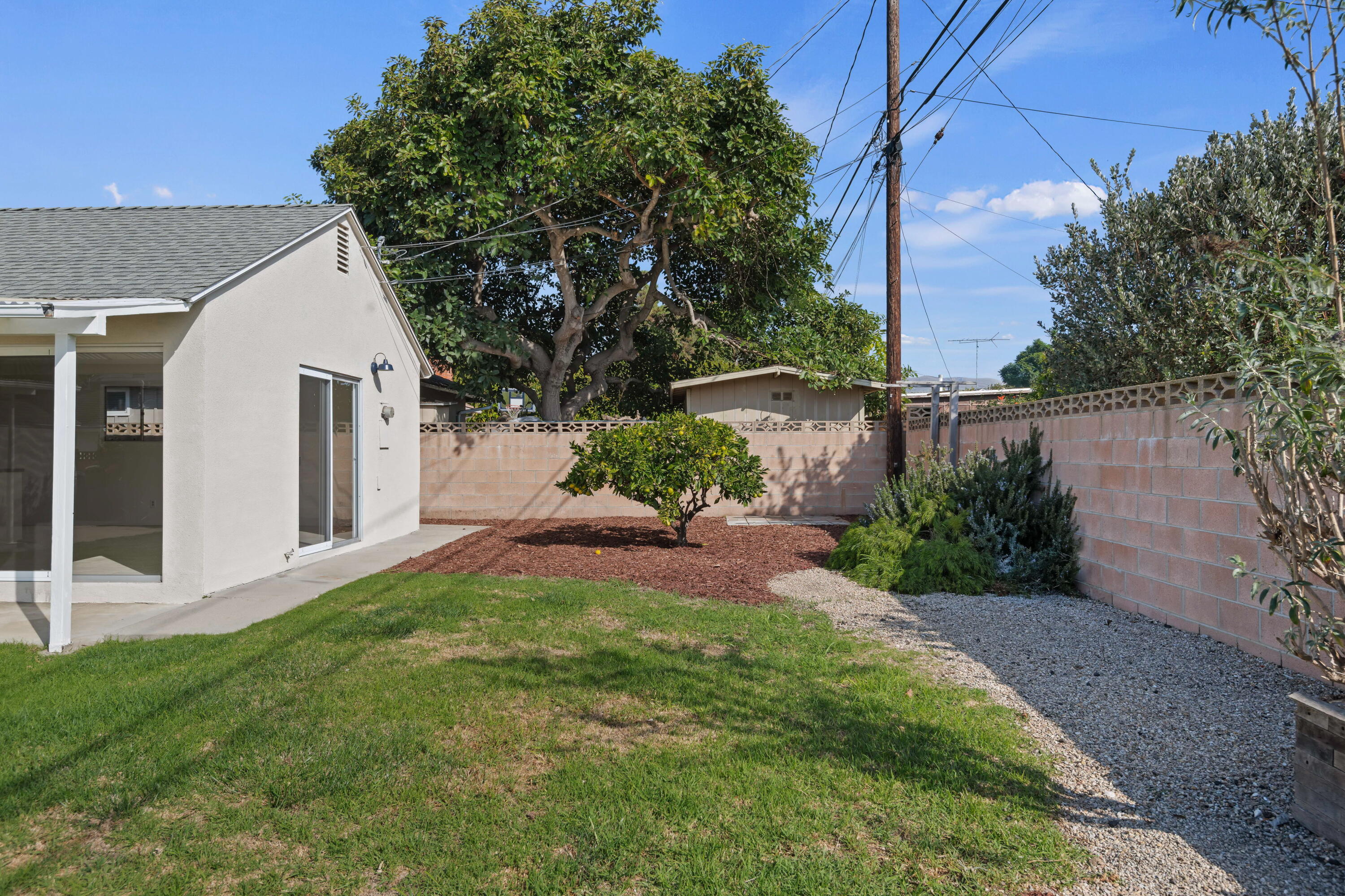 Ventura, California 93003, United States, 3 Bedrooms Bedrooms, ,2 BathroomsBathrooms,Residential,Active,238768