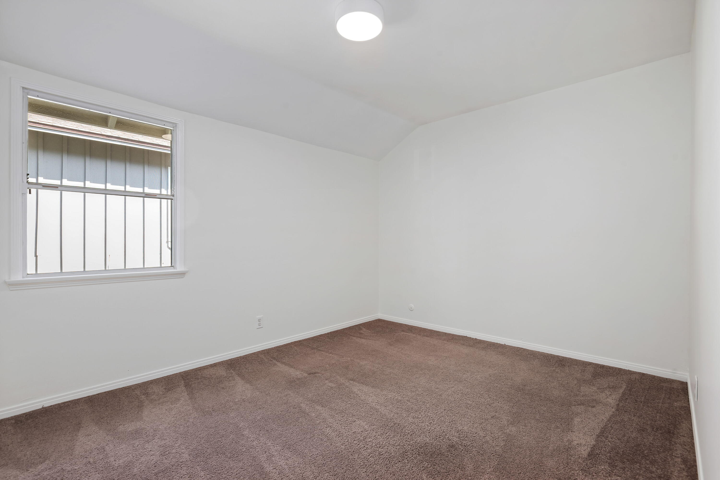 Ventura, California 93003, United States, 3 Bedrooms Bedrooms, ,2 BathroomsBathrooms,Residential,Active,238768