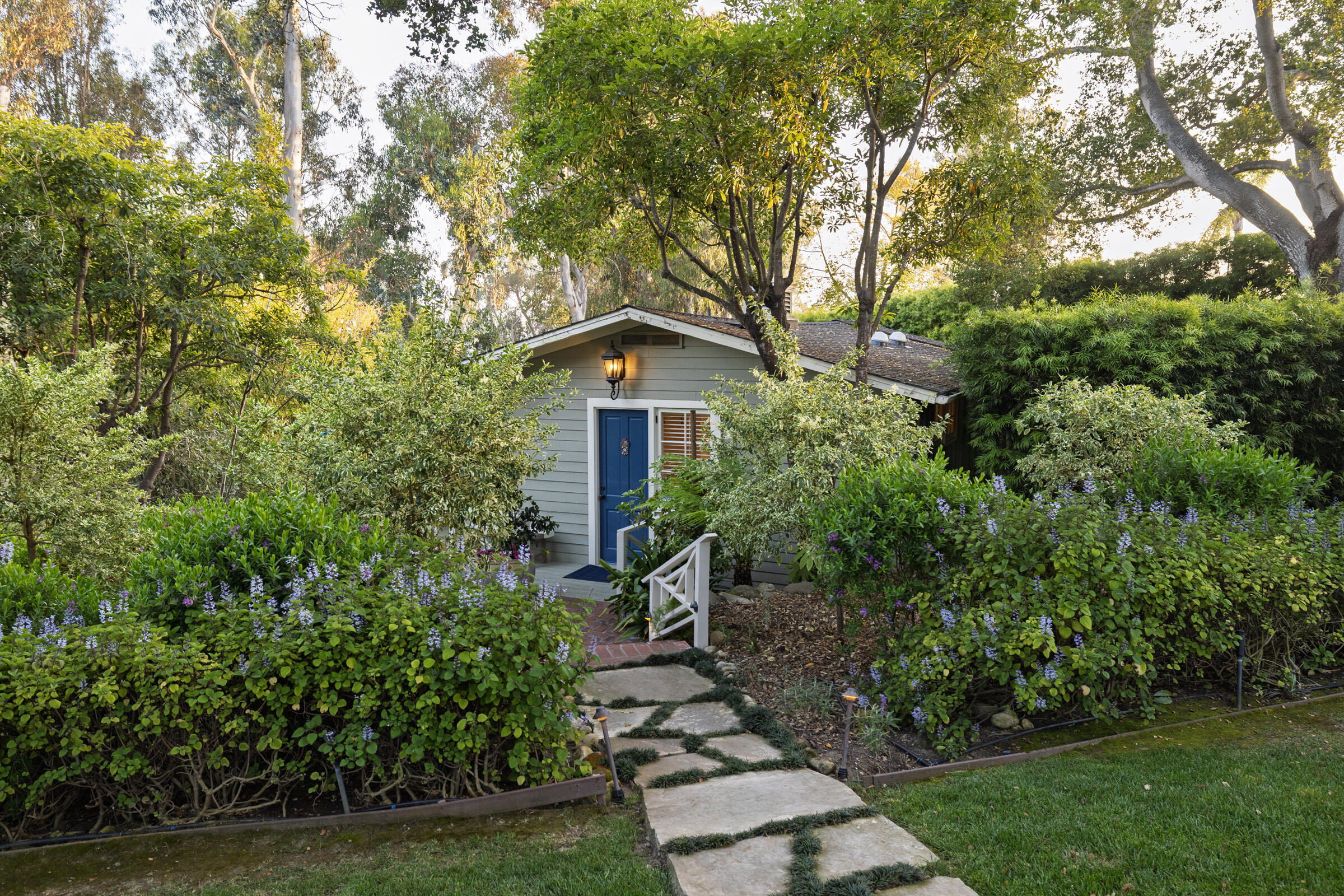 Santa Barbara, California 93108, United States, 5 Bedrooms Bedrooms, ,5 BathroomsBathrooms,Residential,Active,129224