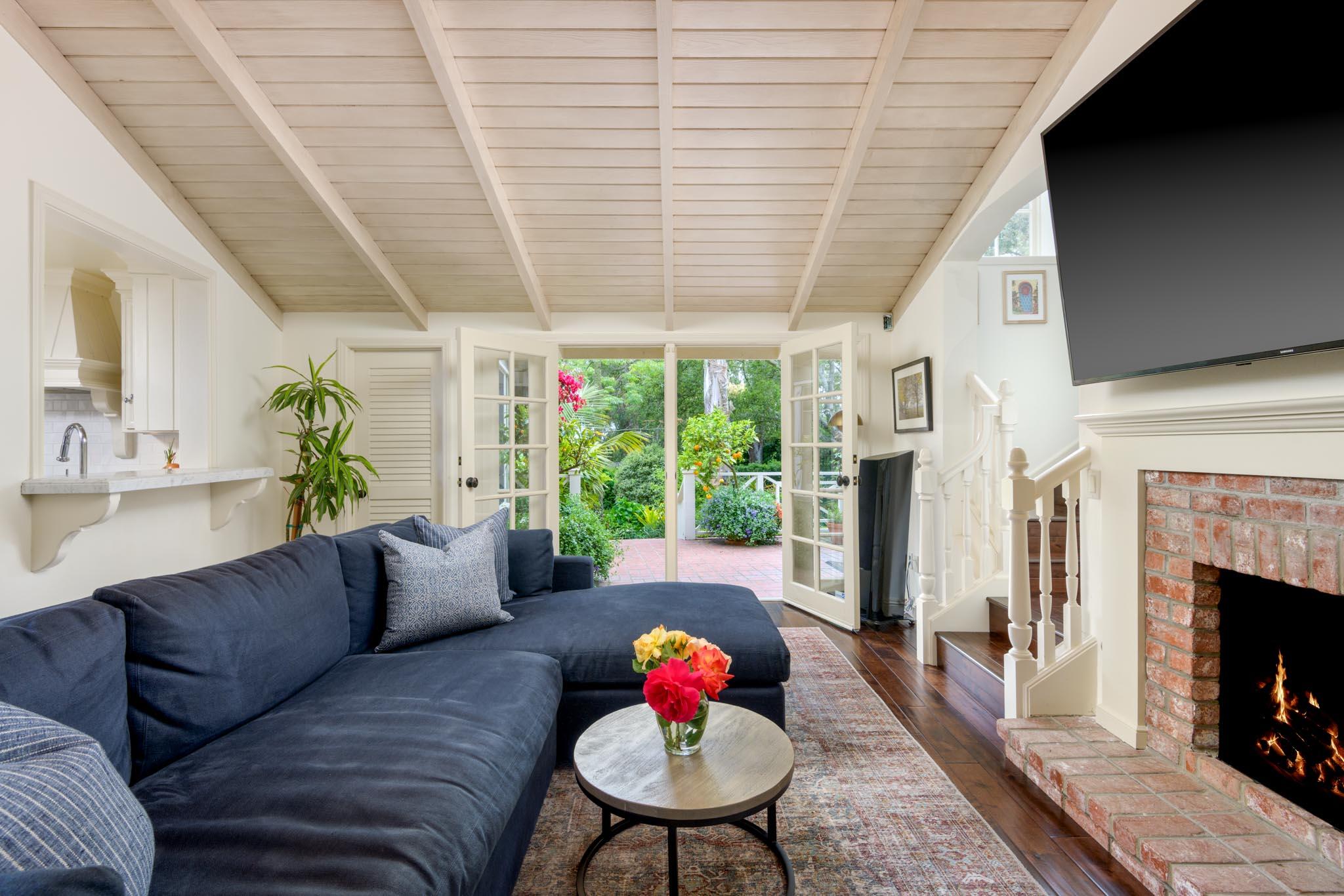 Santa Barbara, California 93108, United States, 5 Bedrooms Bedrooms, ,5 BathroomsBathrooms,Residential,Active,129224