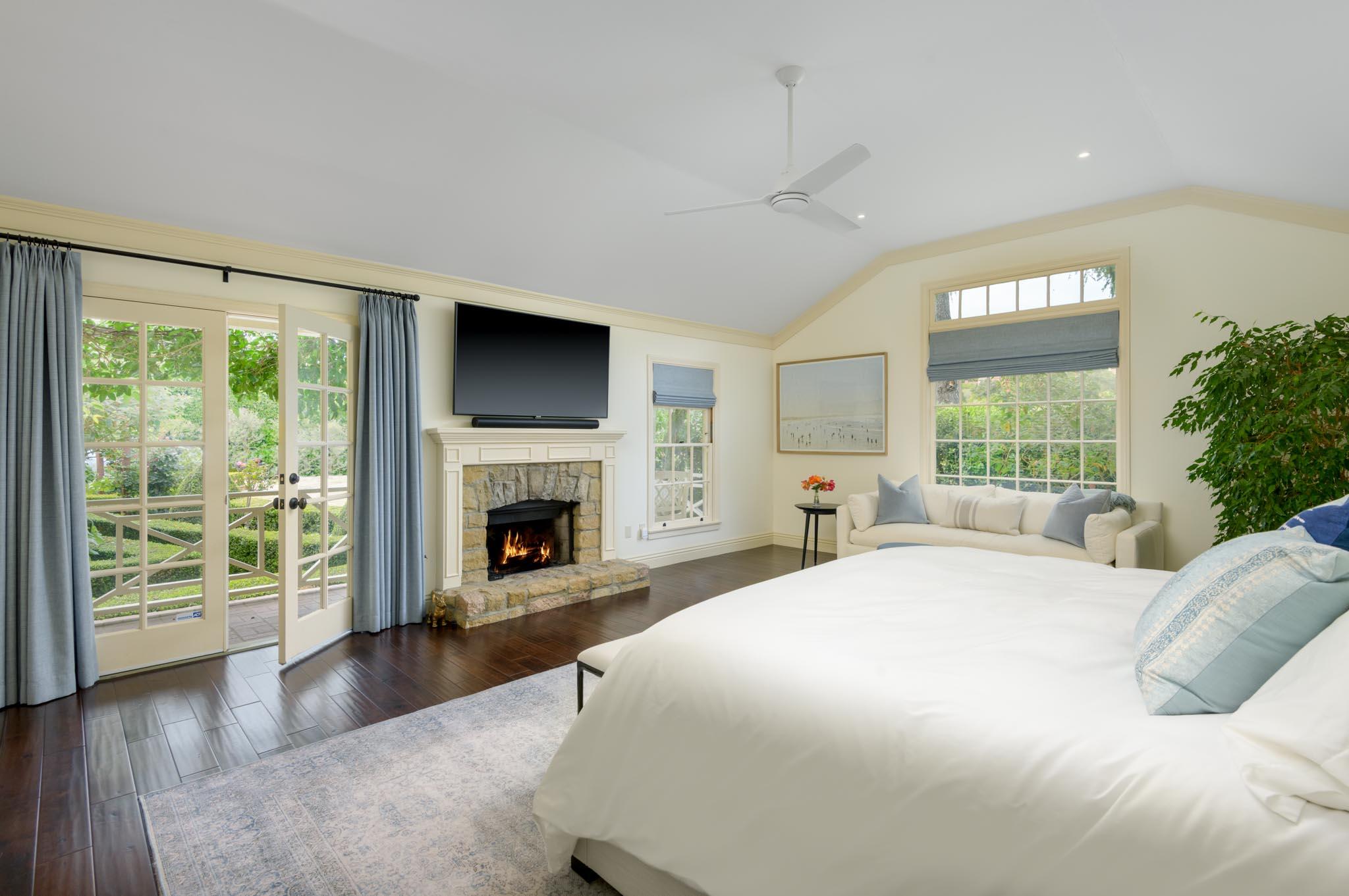 Santa Barbara, California 93108, United States, 5 Bedrooms Bedrooms, ,5 BathroomsBathrooms,Residential,Active,129224