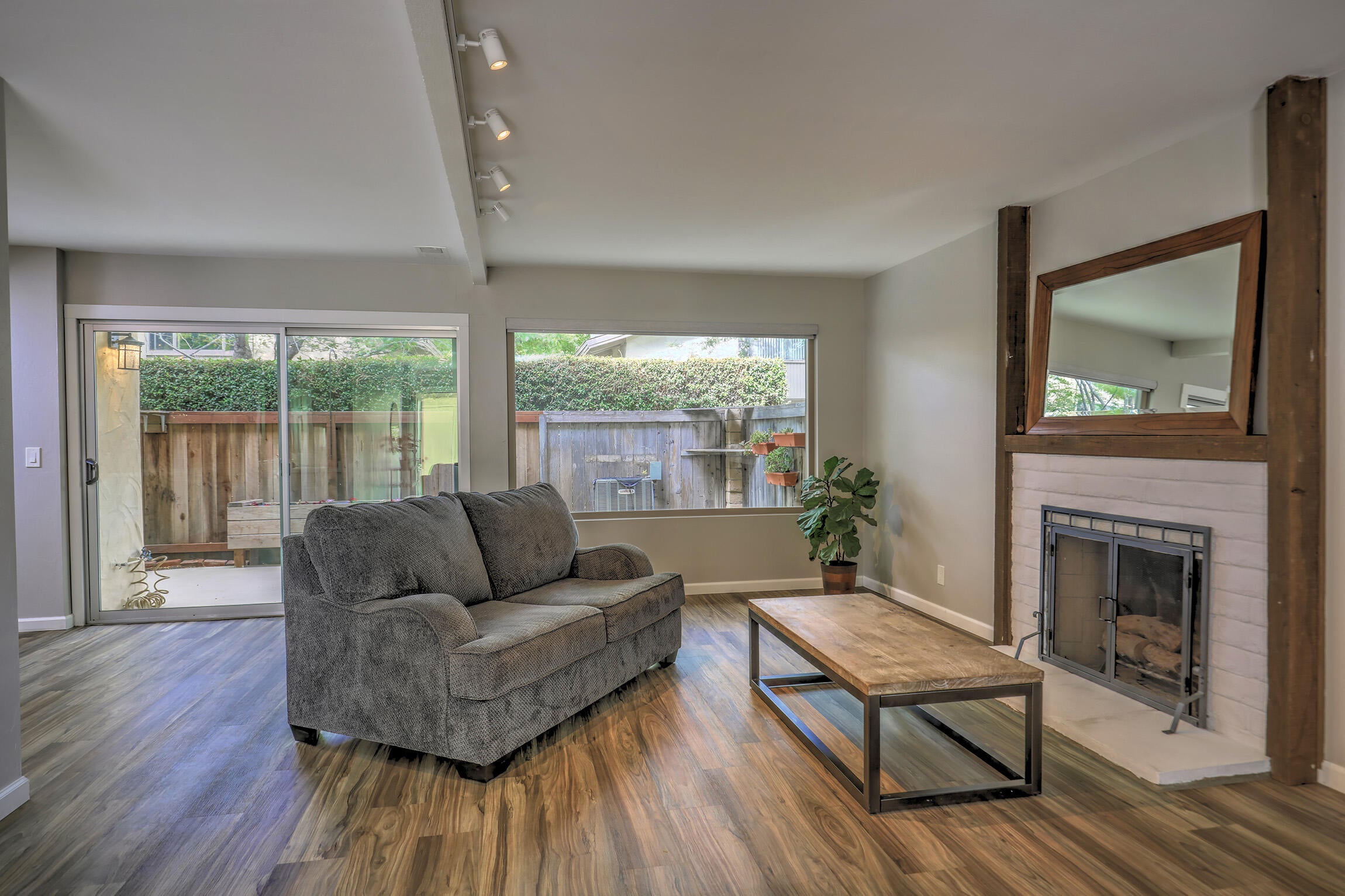 11 N San Marcos Road A
