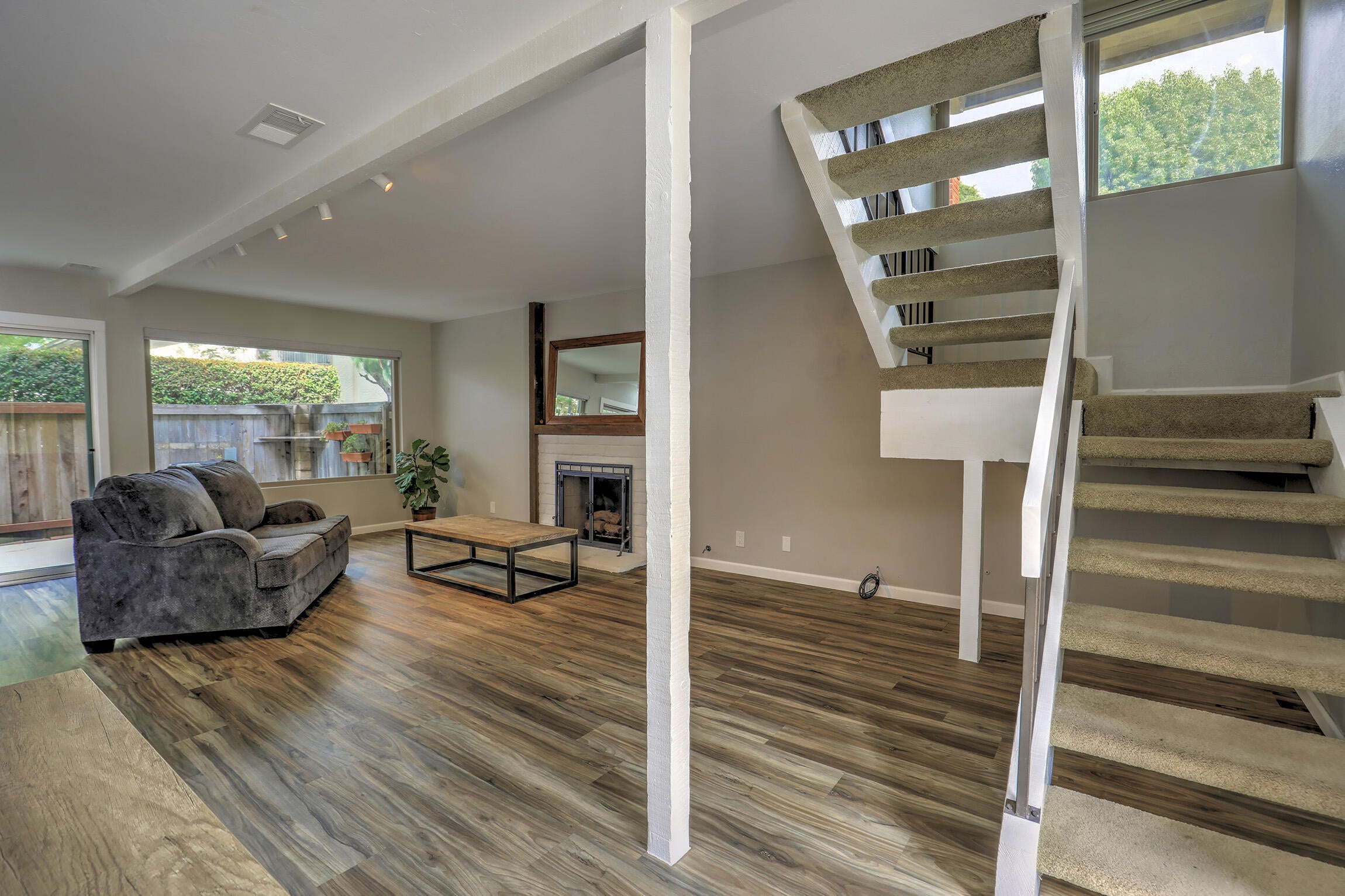 11 N San Marcos Road A
