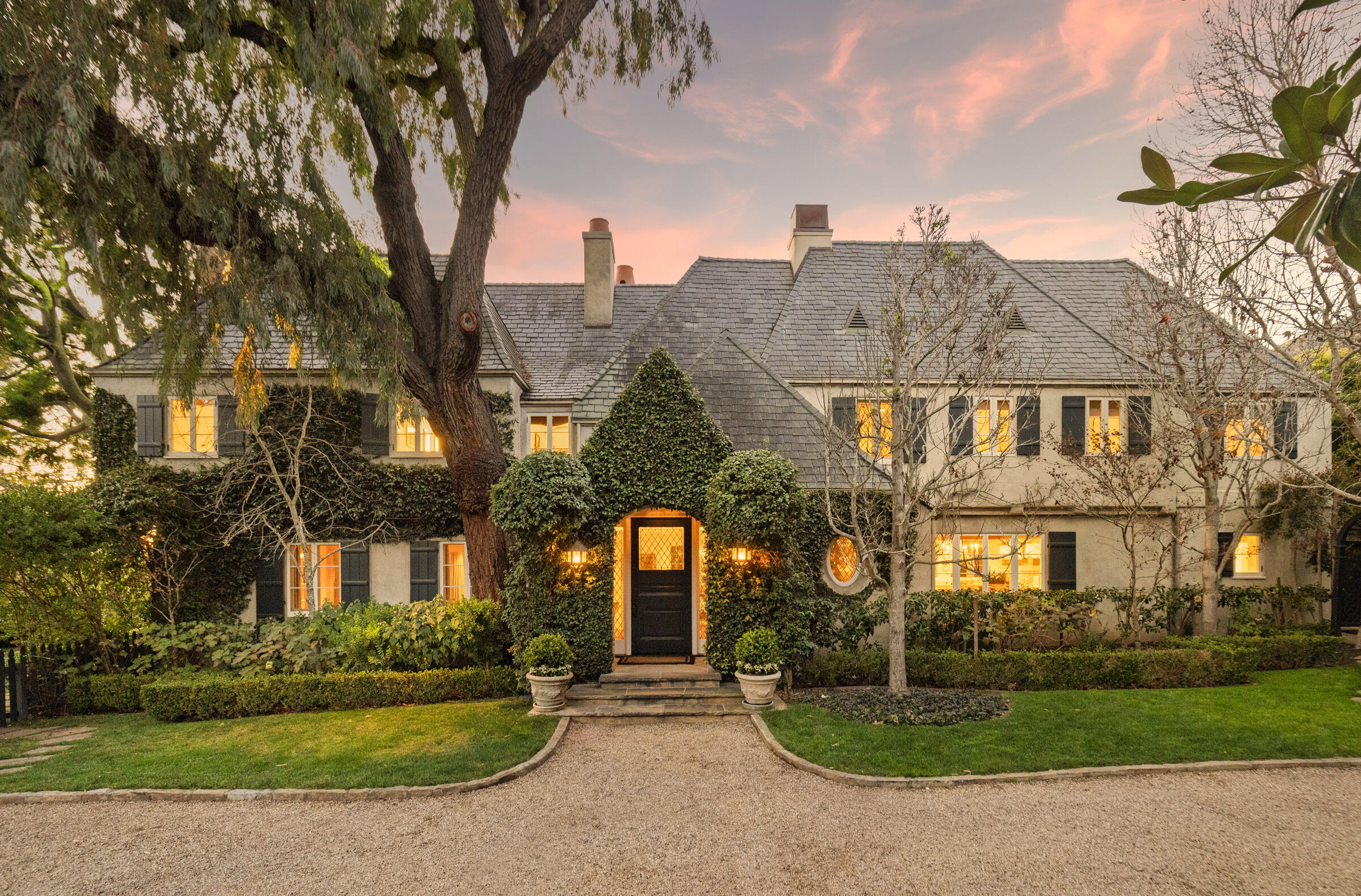 Santa Barbara, California 93108, United States, 6 Bedrooms Bedrooms, ,7 BathroomsBathrooms,Residential,Active,91159