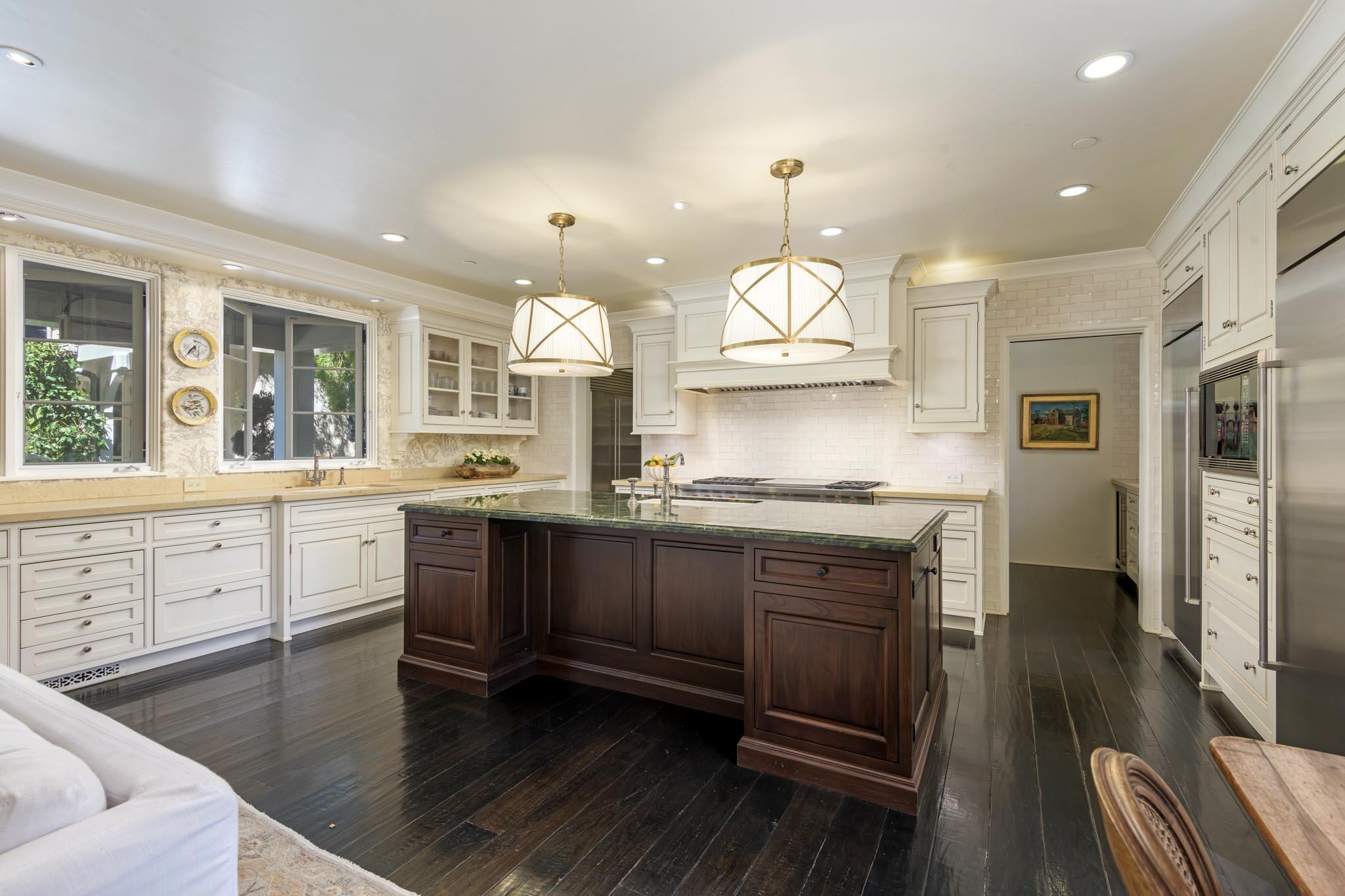 Santa Barbara, California 93108, United States, 6 Bedrooms Bedrooms, ,7 BathroomsBathrooms,Residential,Active,91159