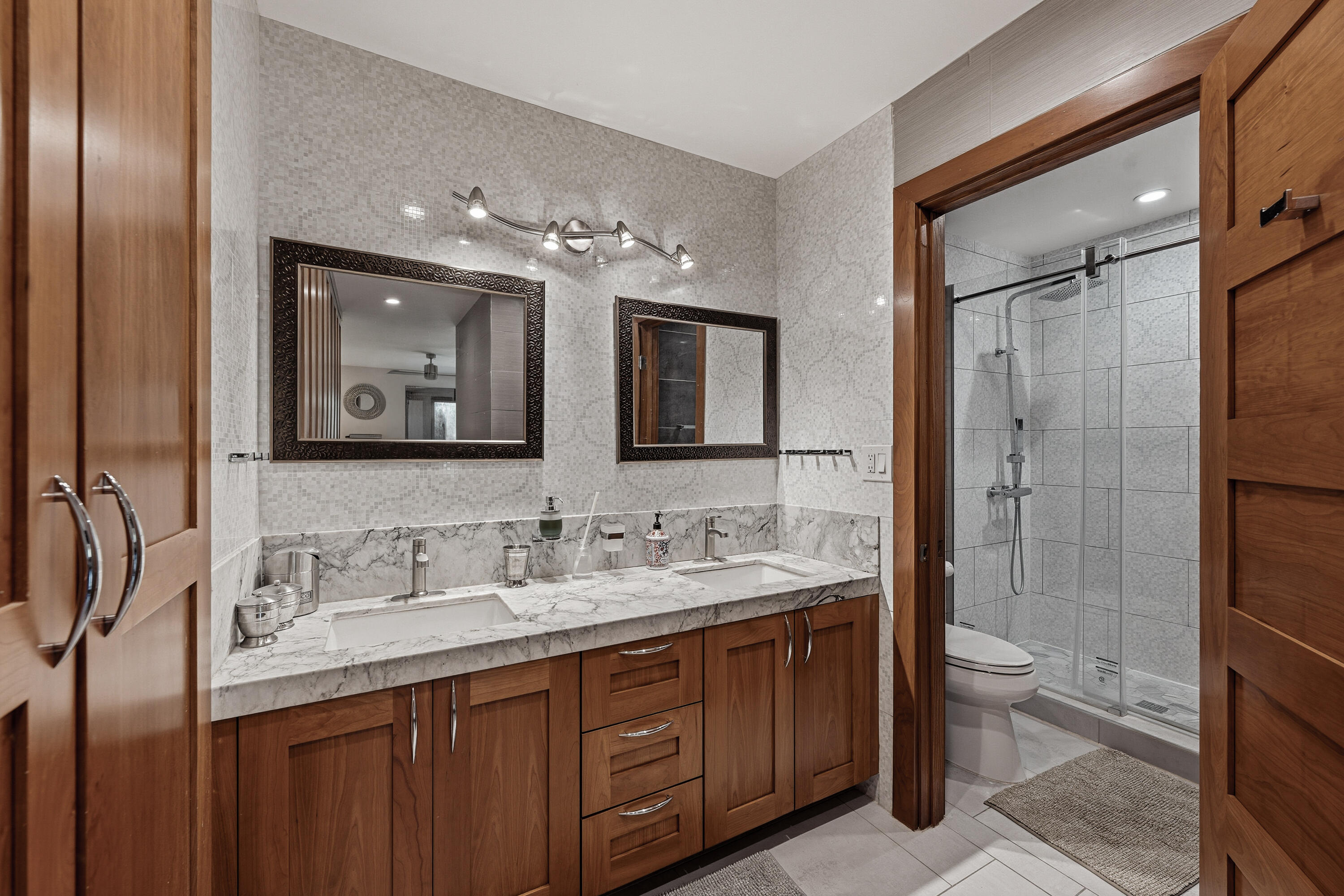 Goleta, California 93117, United States, 5 Bedrooms Bedrooms, ,4 BathroomsBathrooms,Residential,Active,250296