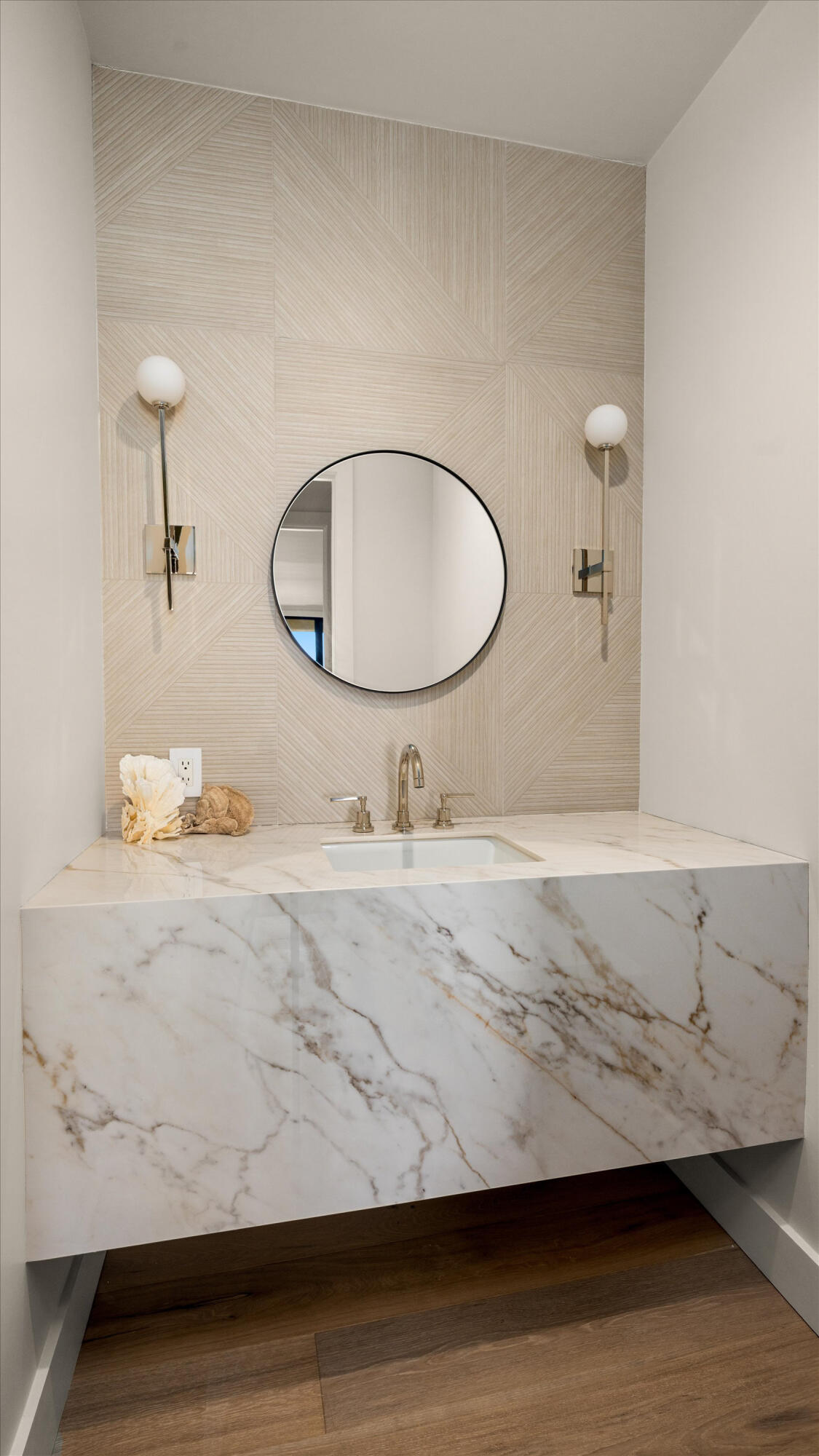 Santa Barbara, California 93108, United States, 2 Bedrooms Bedrooms, ,3 BathroomsBathrooms,Residential,Active,144235