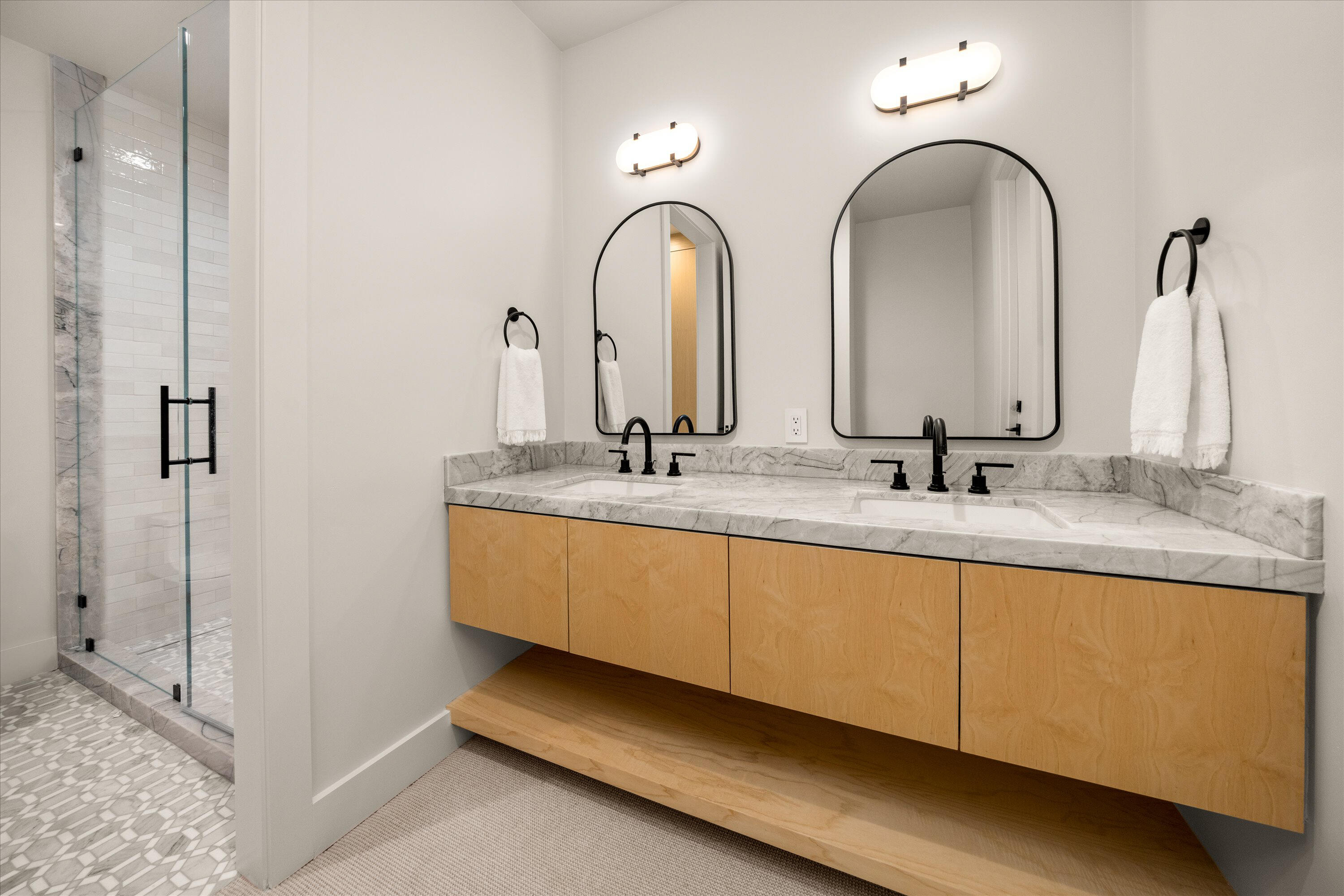 Santa Barbara, California 93108, United States, 2 Bedrooms Bedrooms, ,3 BathroomsBathrooms,Residential,Active,144235