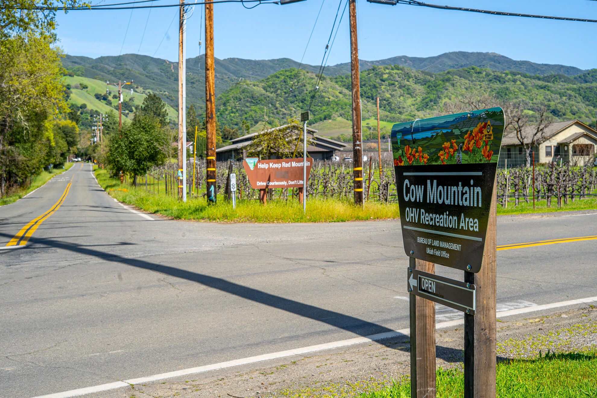 Out Of Area, California 95481, United States, 4 Bedrooms Bedrooms, ,3 BathroomsBathrooms,Residential,Active,125180