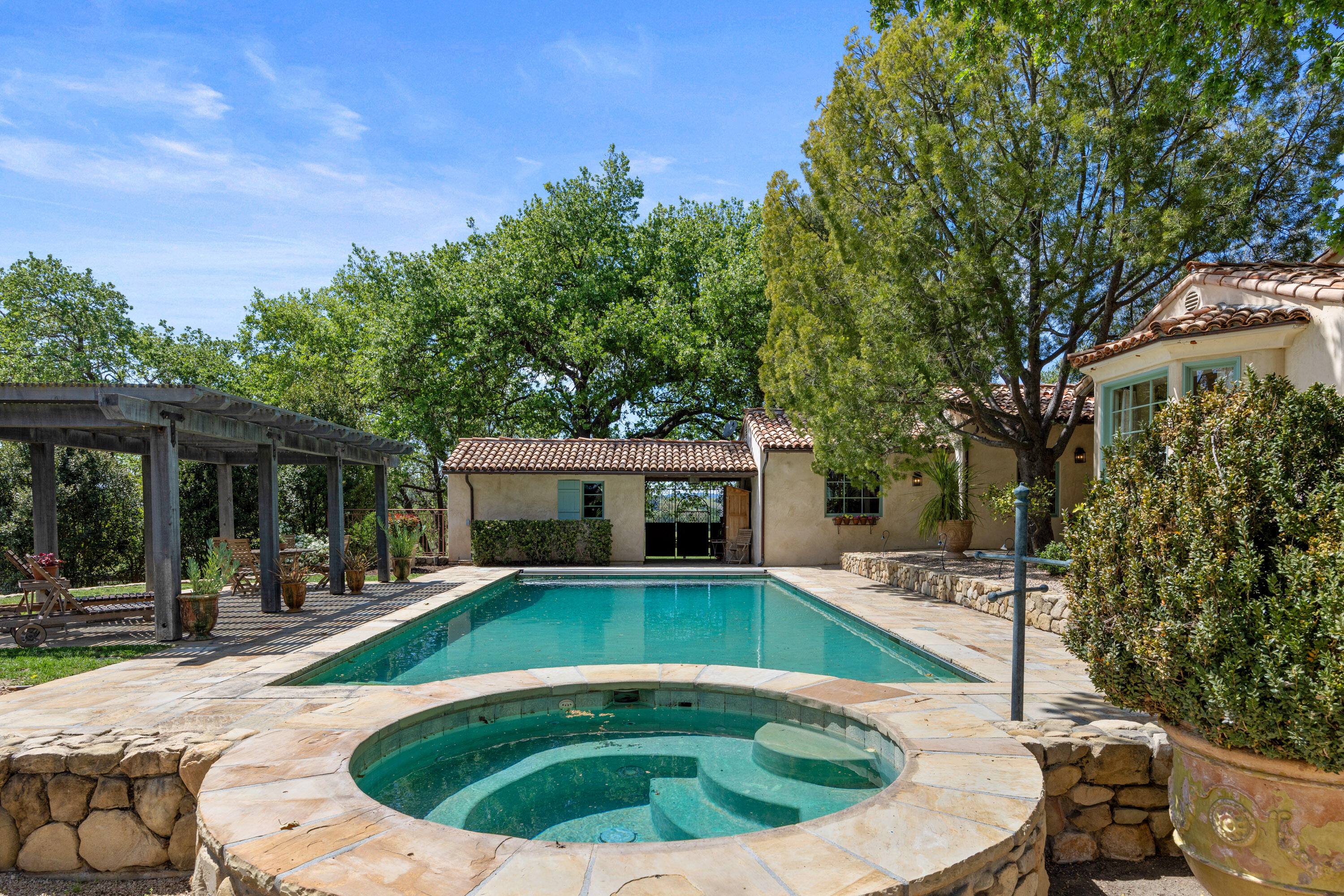 Los Olivos, California 93460, United States, 3 Bedrooms Bedrooms, ,5 BathroomsBathrooms,Residential,Active,122901