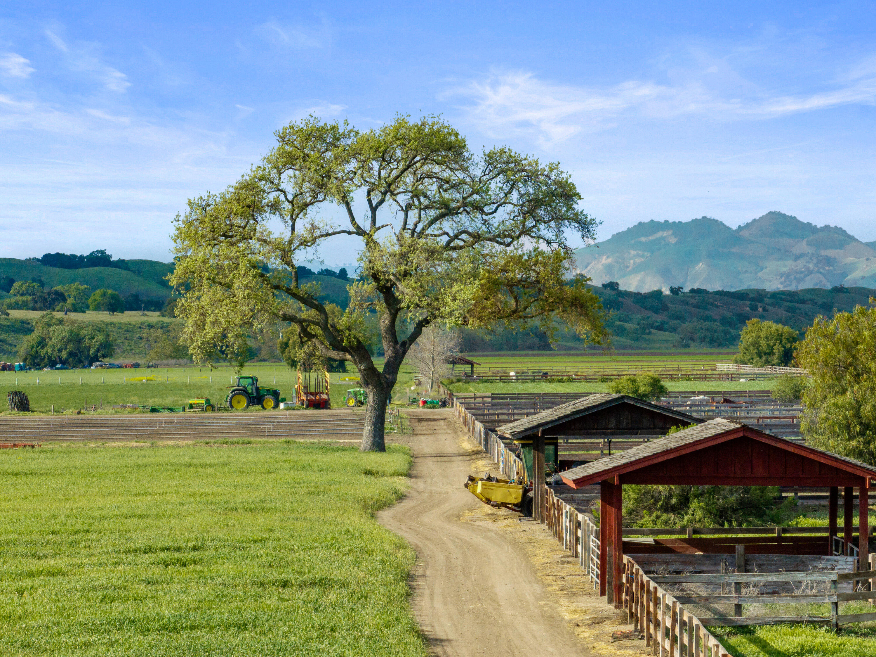 Los Olivos, California 93460, United States, 3 Bedrooms Bedrooms, ,5 BathroomsBathrooms,Residential,Active,122901