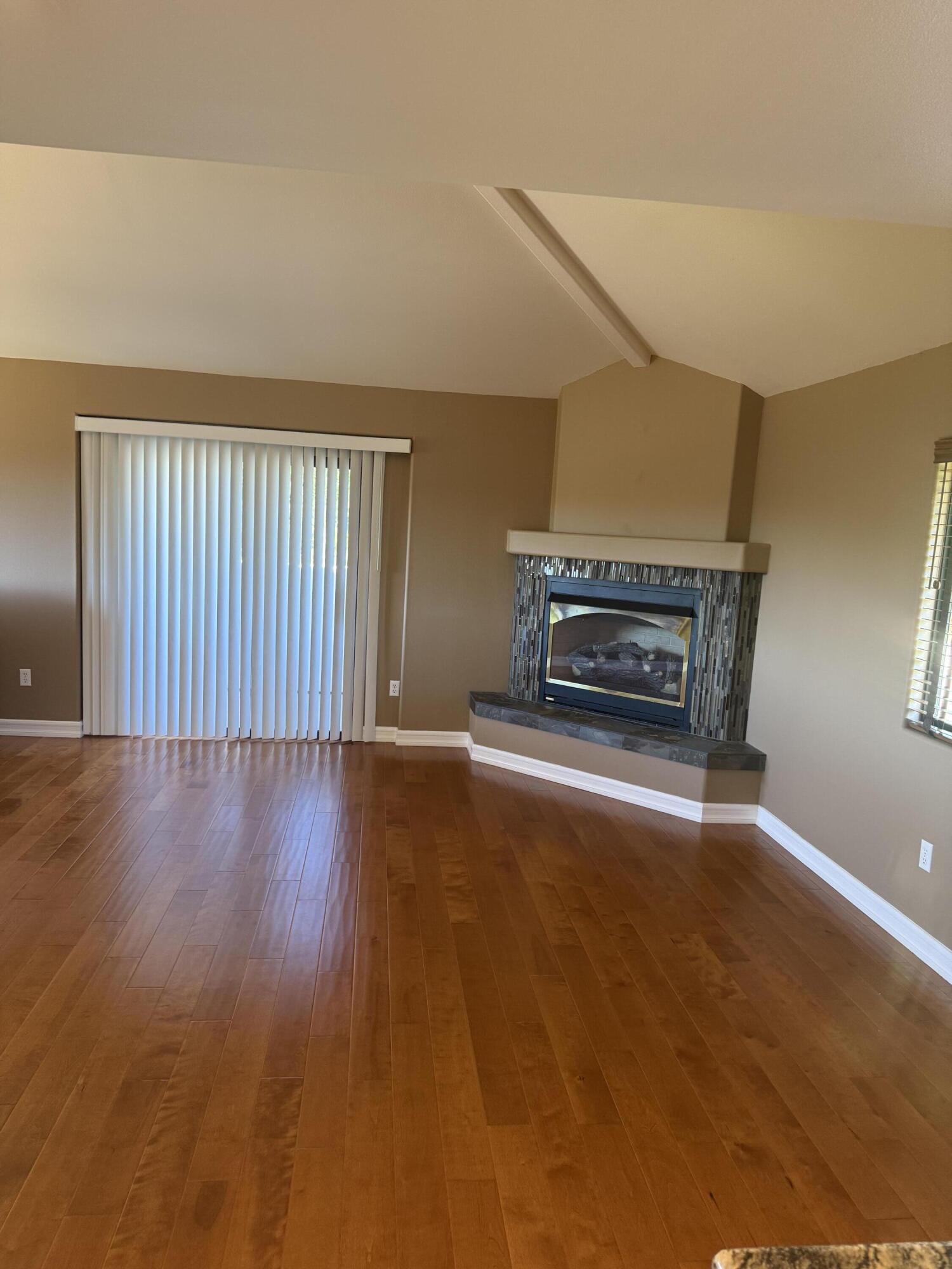 Santa Barbara, California 93117, United States, ,1 BathroomBathrooms,Residential,Active,218040