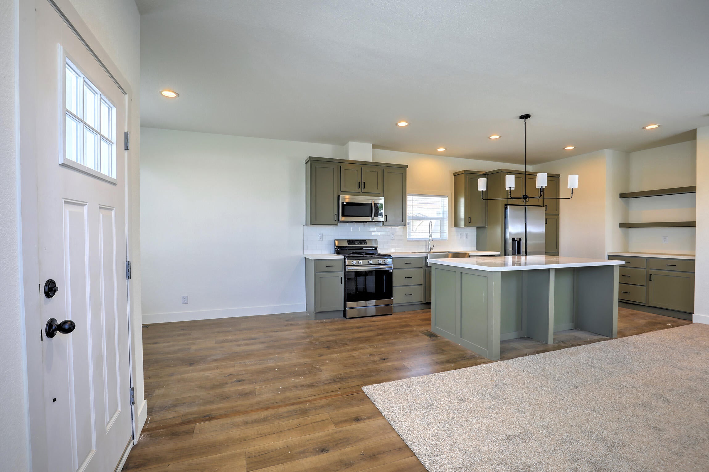 4025 State Street Spc 33