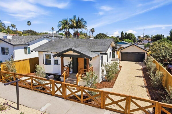 1014 E ORTEGA ST, SANTA BARBARA, CA 93103 - Image 703f8a5ddc868844595877a0b23fe8d2/3379358868