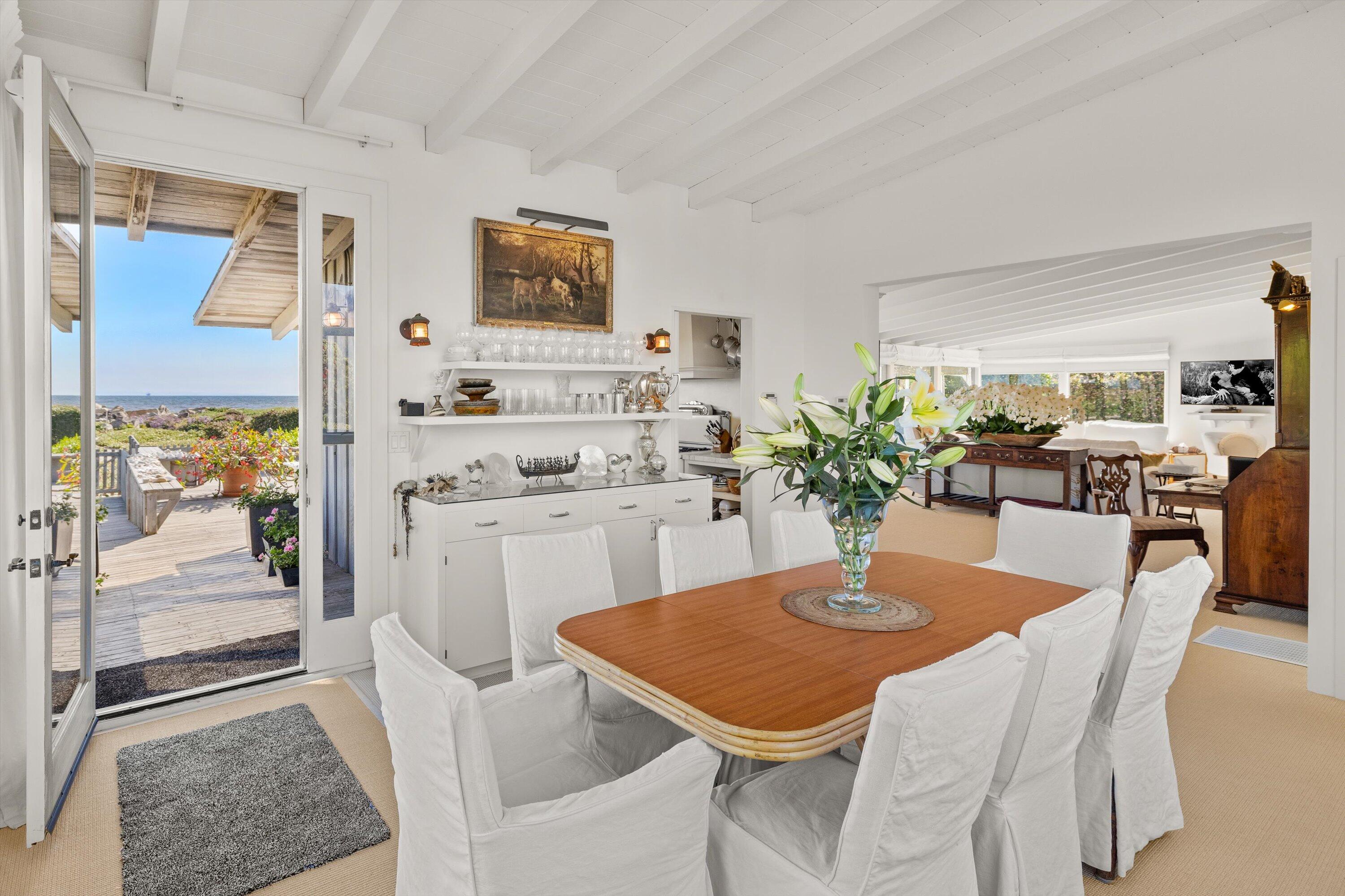 Carpinteria, California 93013, United States, 4 Bedrooms Bedrooms, ,3 BathroomsBathrooms,Residential,Active,47092