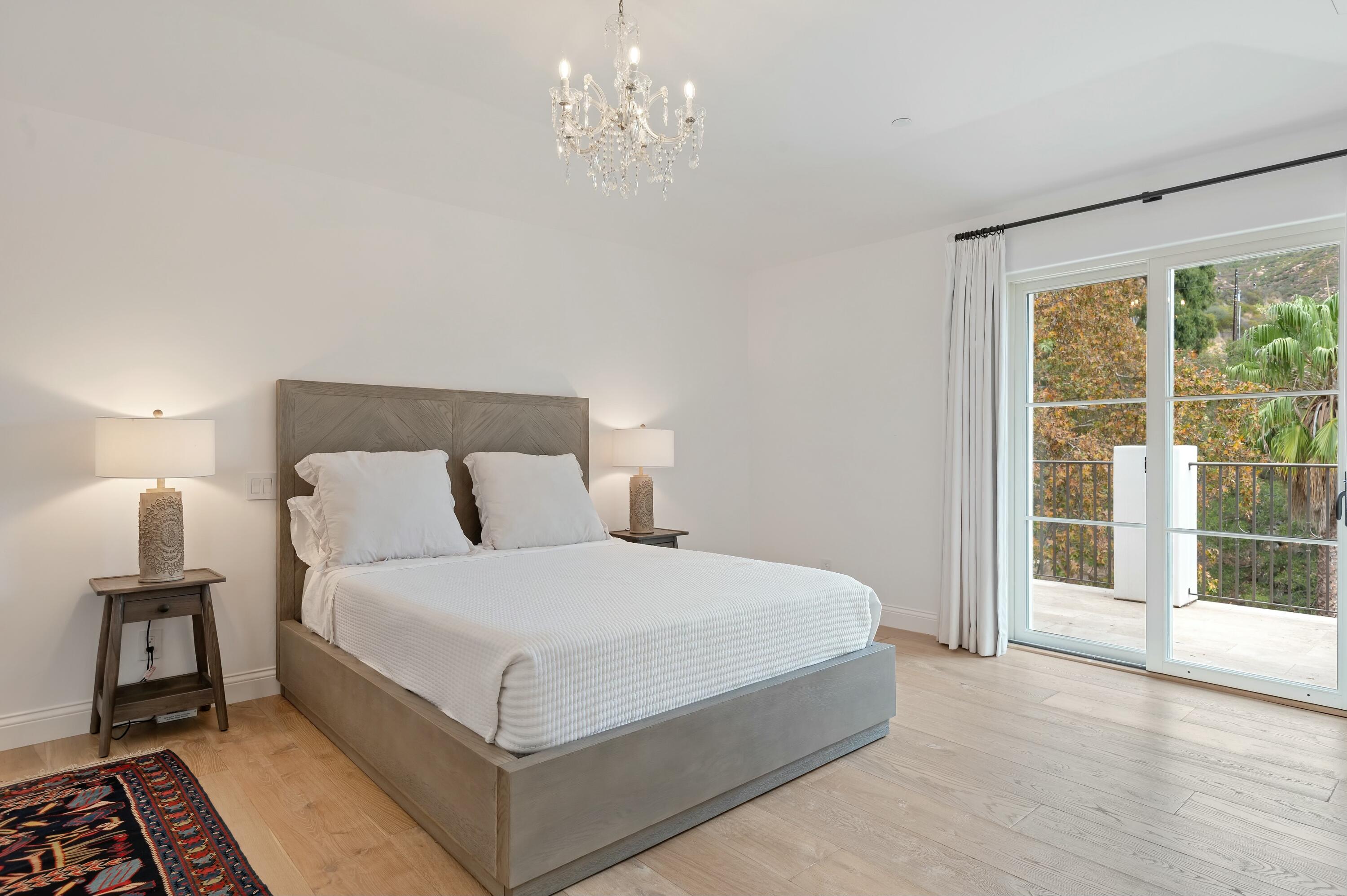 Santa Barbara, California 93108, United States, 6 Bedrooms Bedrooms, ,7 BathroomsBathrooms,Residential,Active,11195