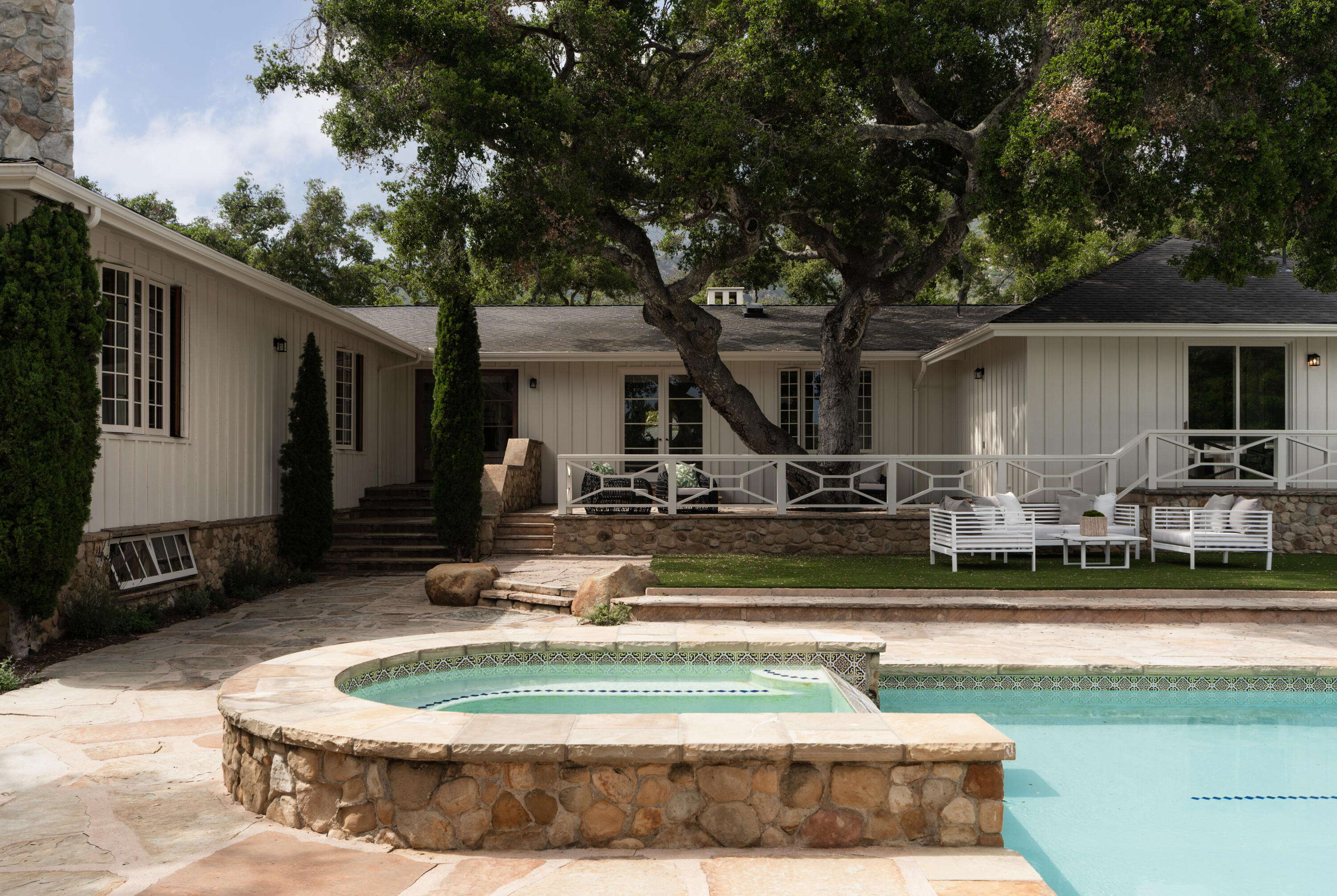 Montecito, California 93108, United States, 4 Bedrooms Bedrooms, ,7 BathroomsBathrooms,Residential,Active,151795