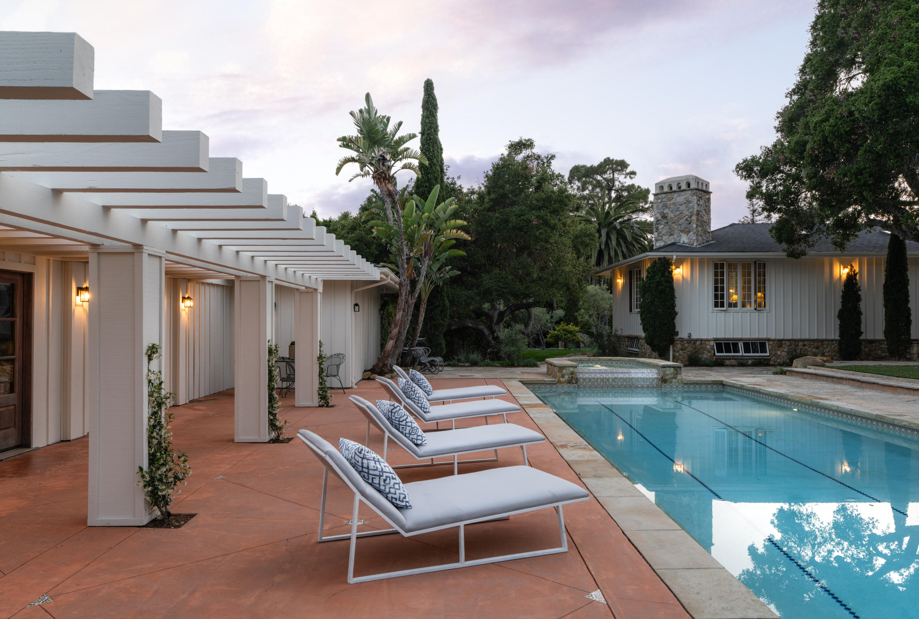 Montecito, California 93108, United States, 4 Bedrooms Bedrooms, ,7 BathroomsBathrooms,Residential,Active,151795