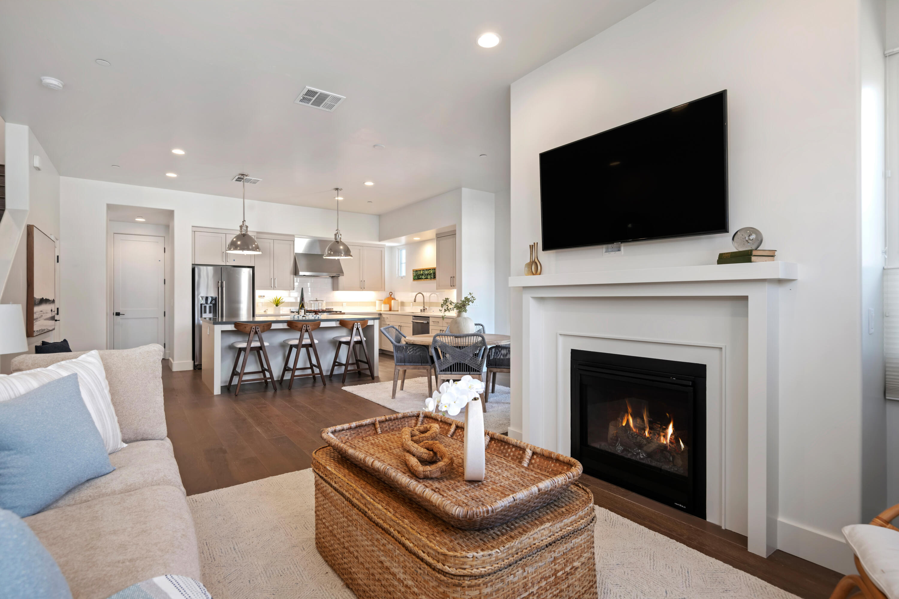 3728 State Street Unit 135