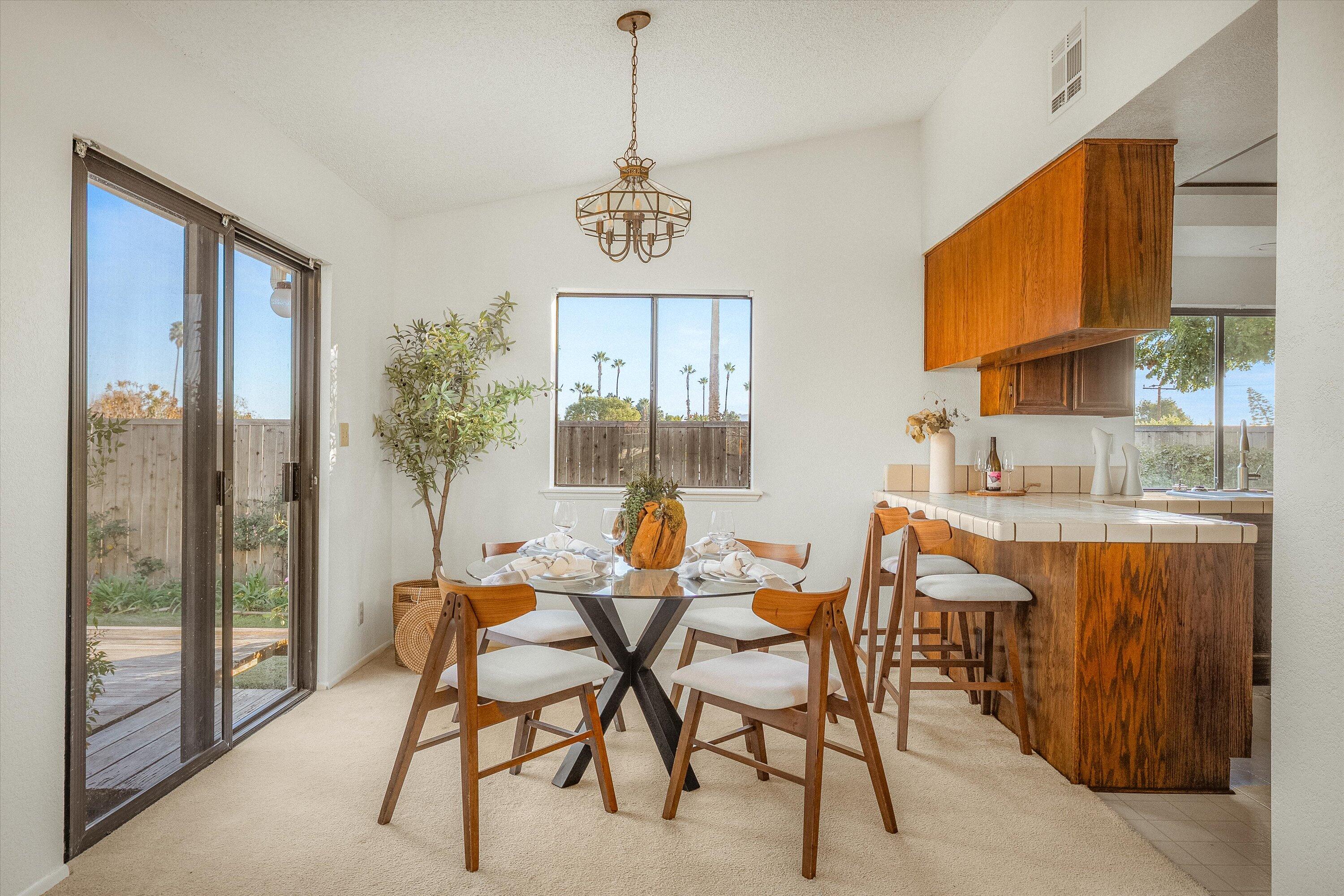 Santa Barbara, California 93110, United States, 3 Bedrooms Bedrooms, ,2 BathroomsBathrooms,Residential,Pending,253722