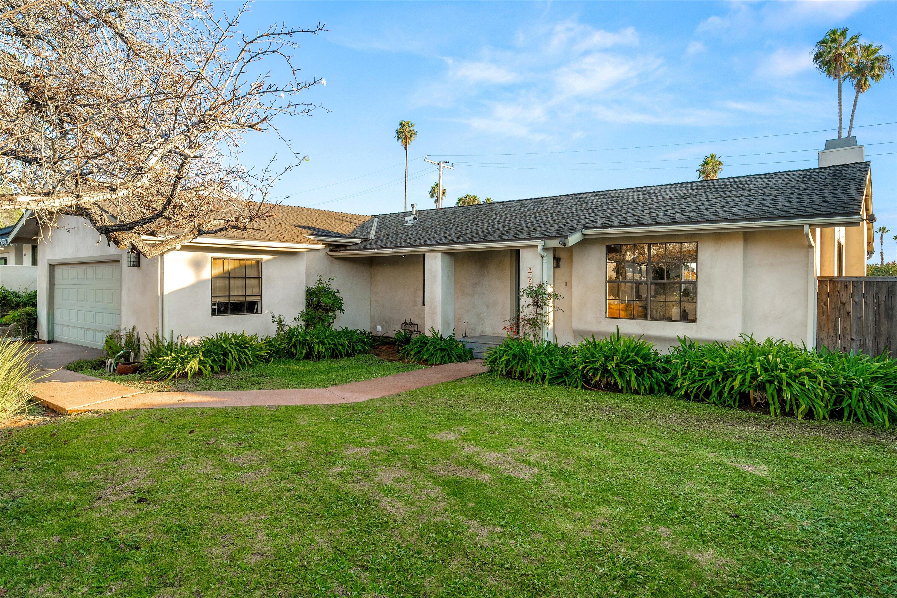 3706 Lincolnwood Drive