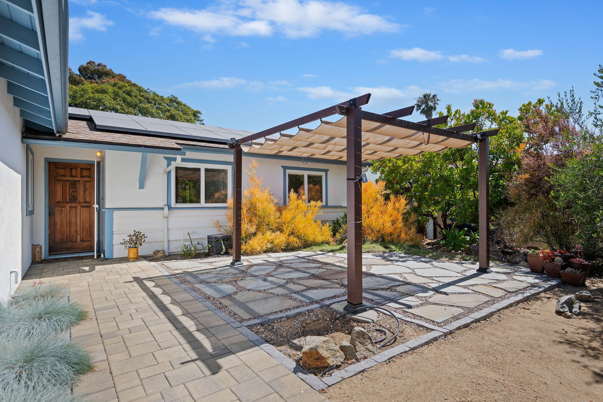 Goleta, California 93117, United States, 3 Bedrooms Bedrooms, ,2 BathroomsBathrooms,Residential,Active,170924