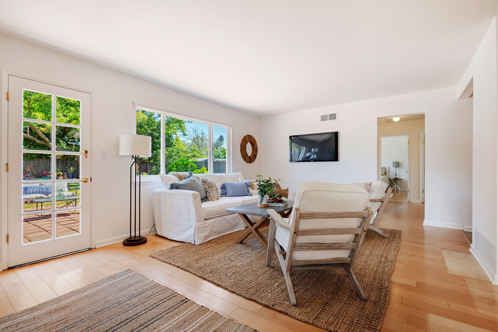 Goleta, California 93117, United States, 3 Bedrooms Bedrooms, ,2 BathroomsBathrooms,Residential,Active,170924