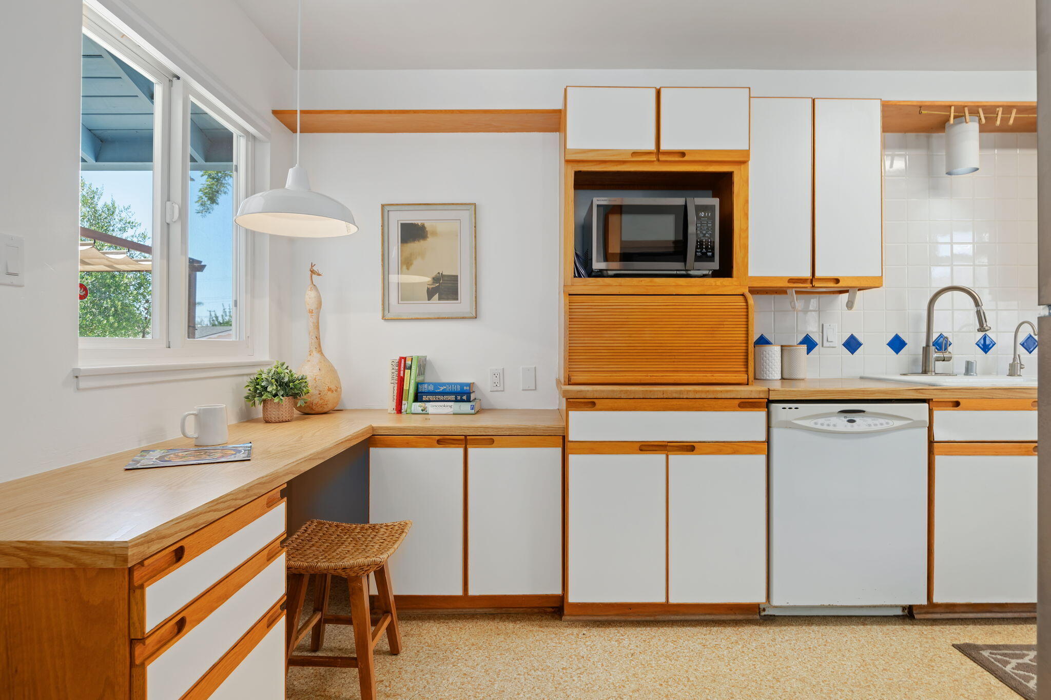 Goleta, California 93117, United States, 3 Bedrooms Bedrooms, ,2 BathroomsBathrooms,Residential,Active,170924