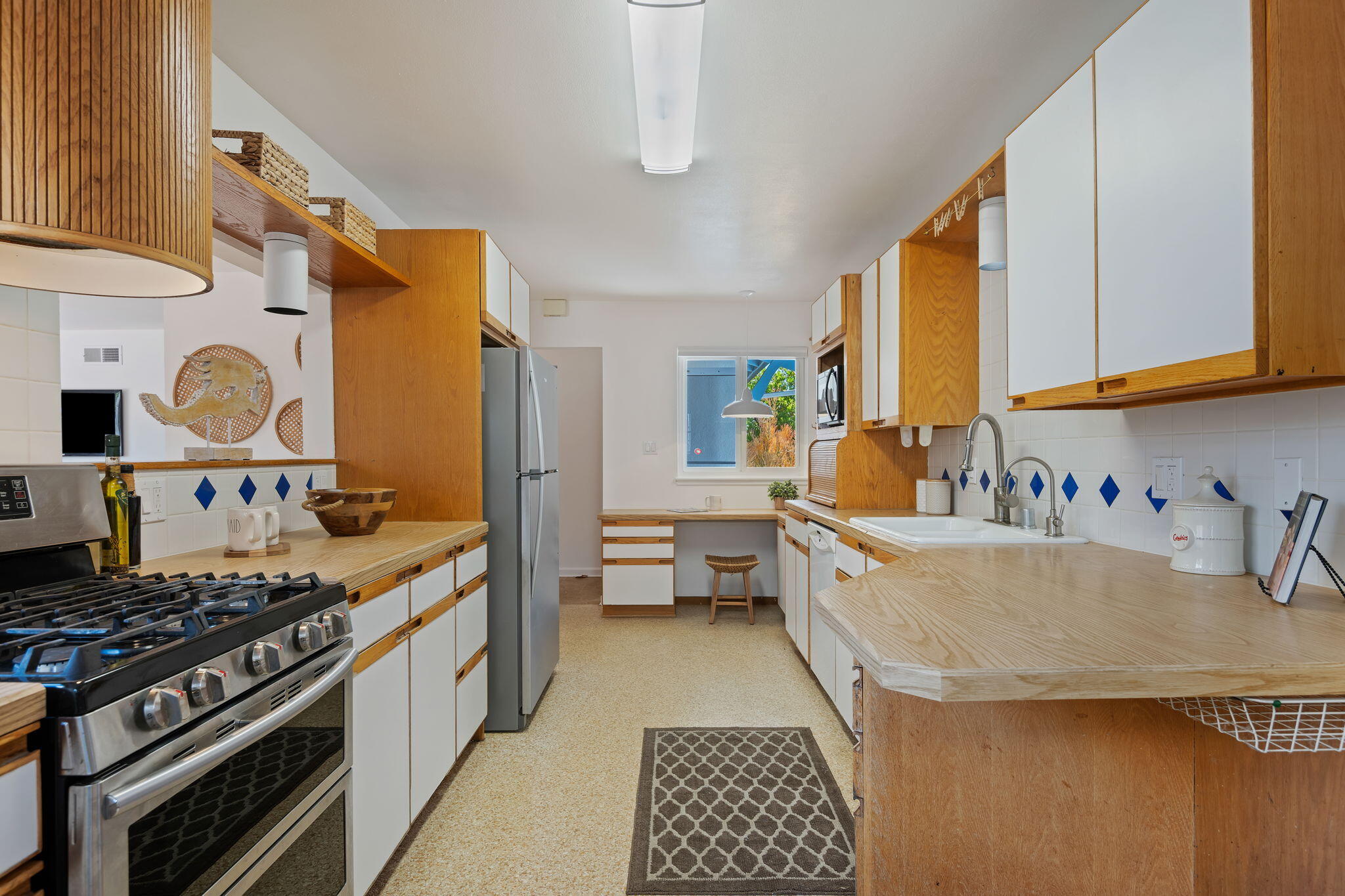 Goleta, California 93117, United States, 3 Bedrooms Bedrooms, ,2 BathroomsBathrooms,Residential,Active,170924