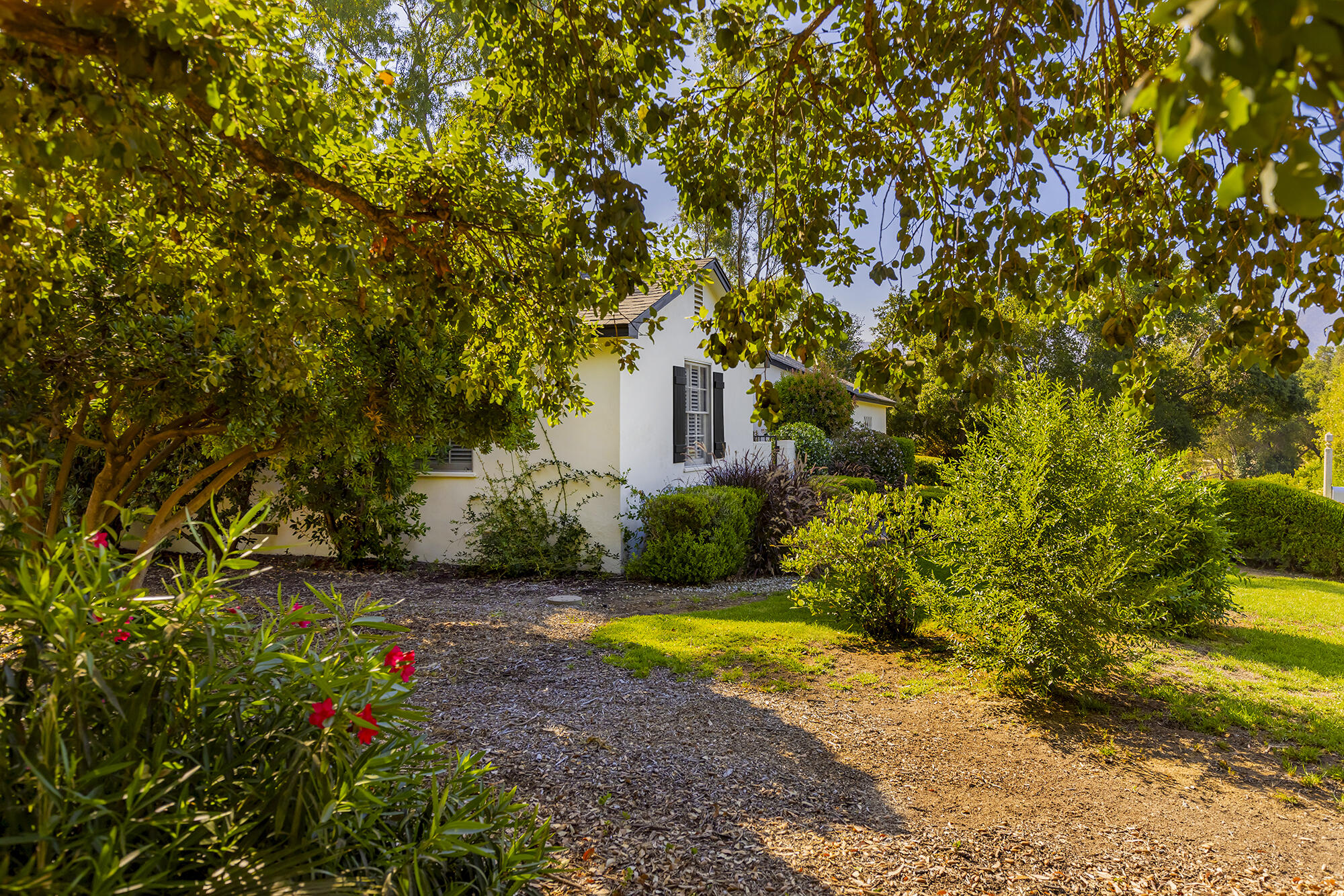 Ojai, California 93023, United States, 2 Bedrooms Bedrooms, ,2 BathroomsBathrooms,Residential,Active,173051