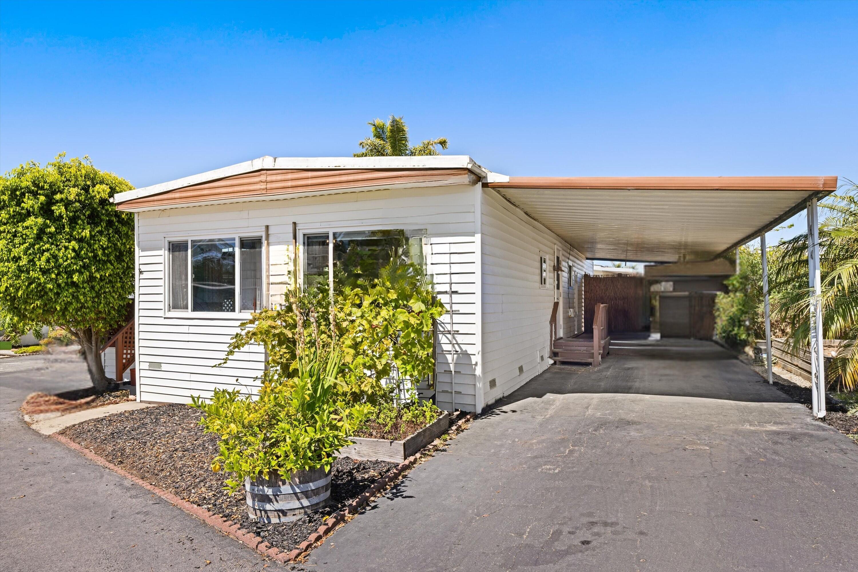 Goleta, California 93117, United States, 2 Bedrooms Bedrooms, ,2 BathroomsBathrooms,Residential,Active,185772