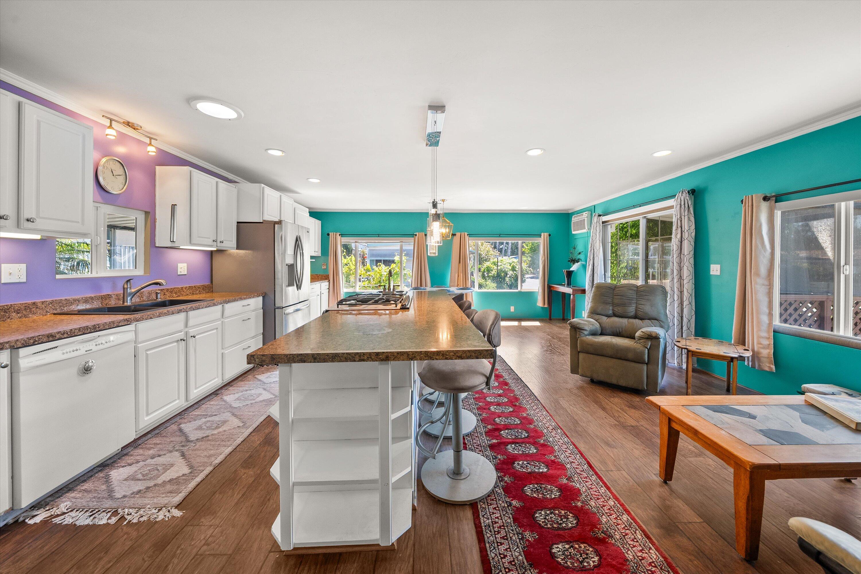 Goleta, California 93117, United States, 2 Bedrooms Bedrooms, ,2 BathroomsBathrooms,Residential,Active,185772