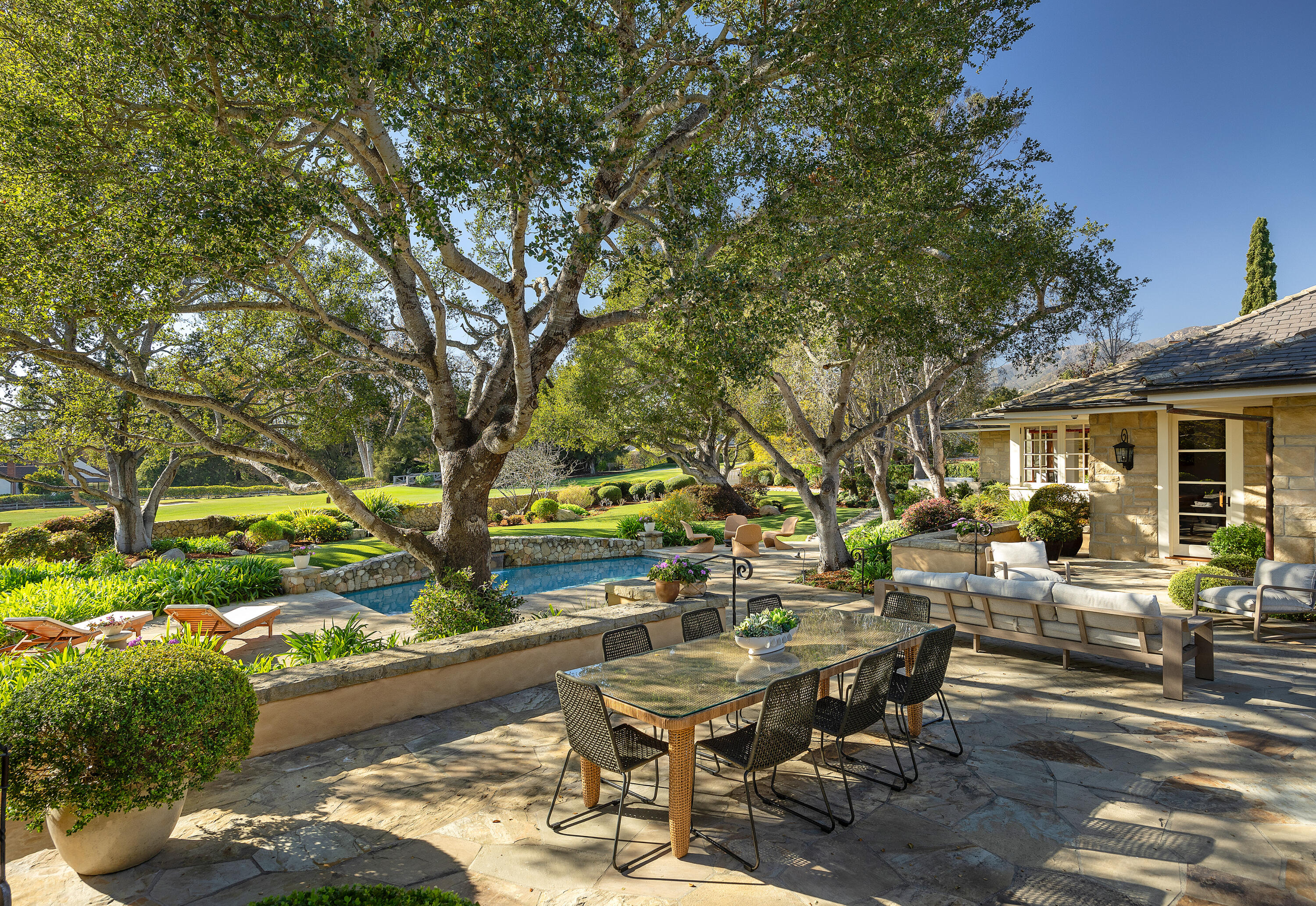 Santa Barbara, California 93108, United States, 3 Bedrooms Bedrooms, ,3 BathroomsBathrooms,Residential,Active,14398