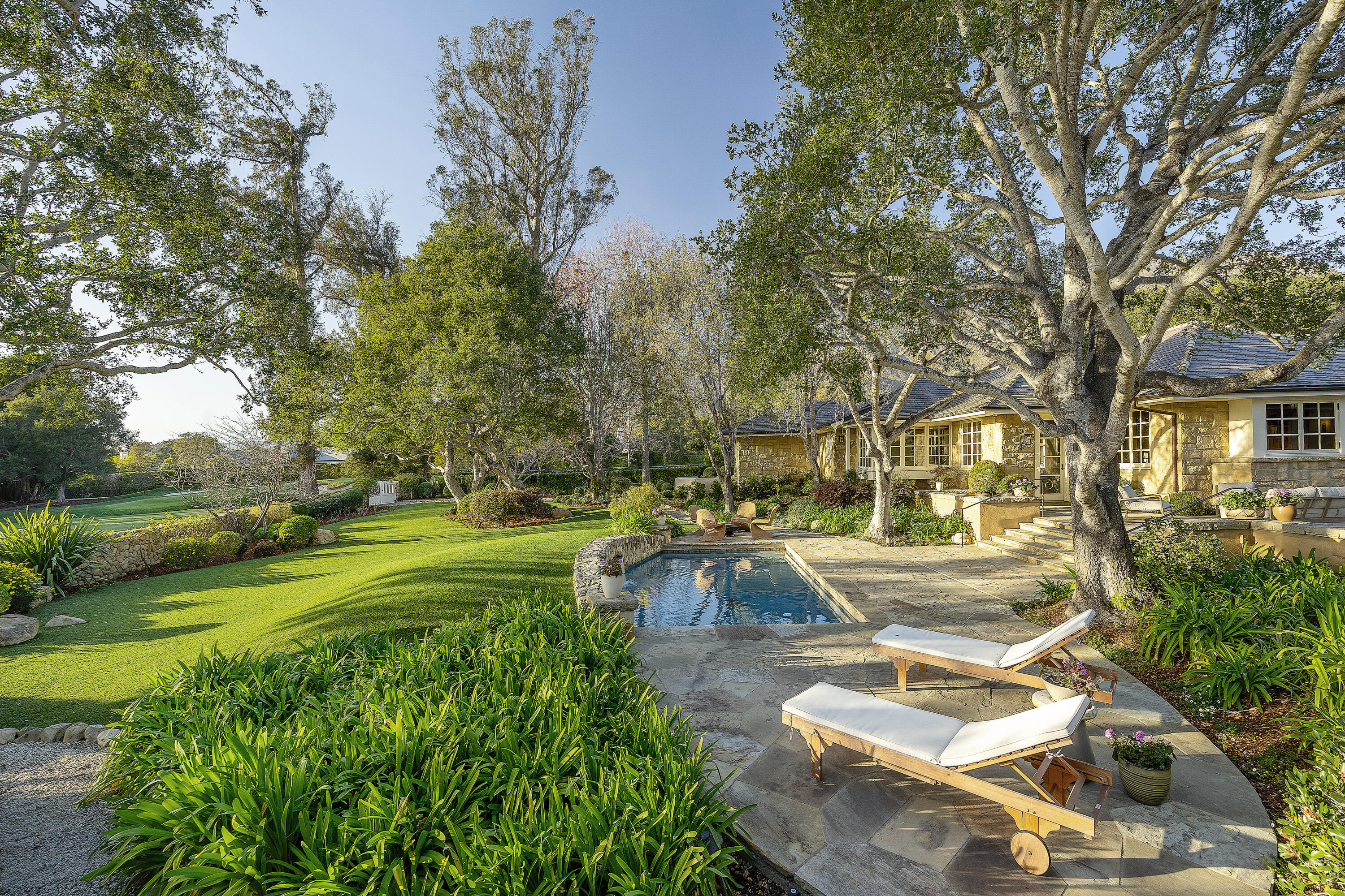 Santa Barbara, California 93108, United States, 3 Bedrooms Bedrooms, ,3 BathroomsBathrooms,Residential,Active,14398