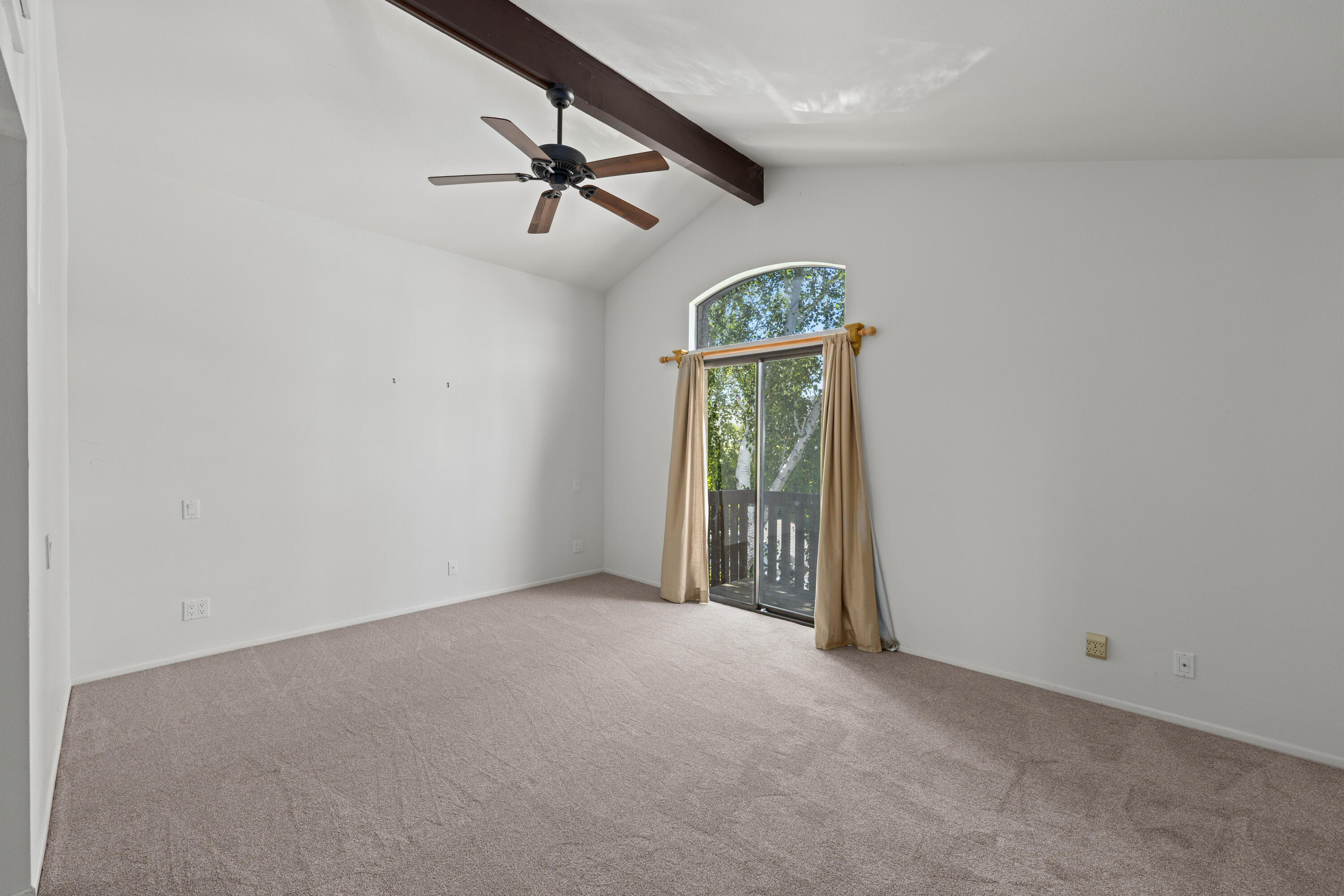 Solvang, California 93463, United States, 2 Bedrooms Bedrooms, ,2 BathroomsBathrooms,Residential,Active,181348