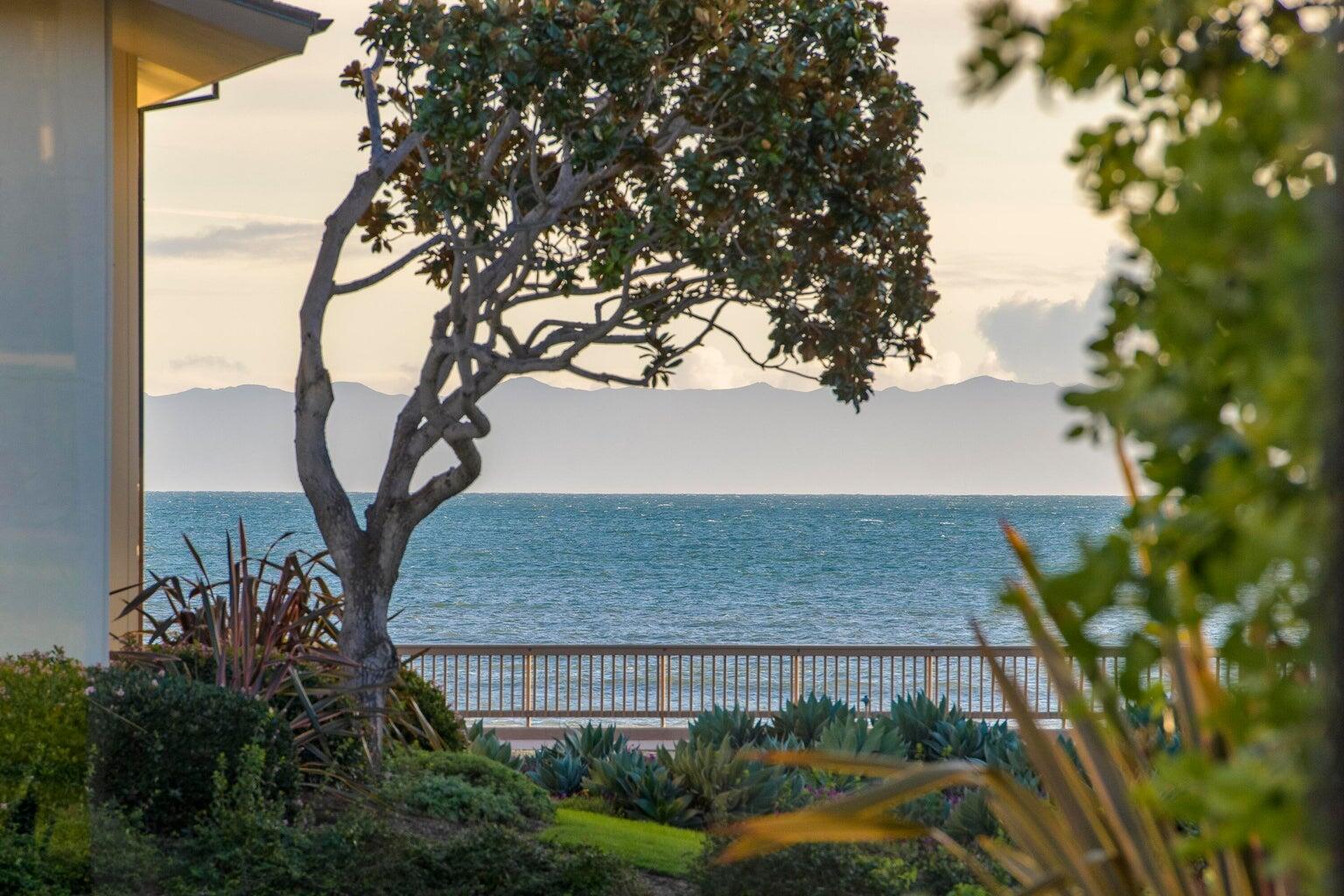 Santa Barbara, California 93108, United States, 1 Bedroom Bedrooms, ,1 BathroomBathrooms,Residential,Coming Soon,198692